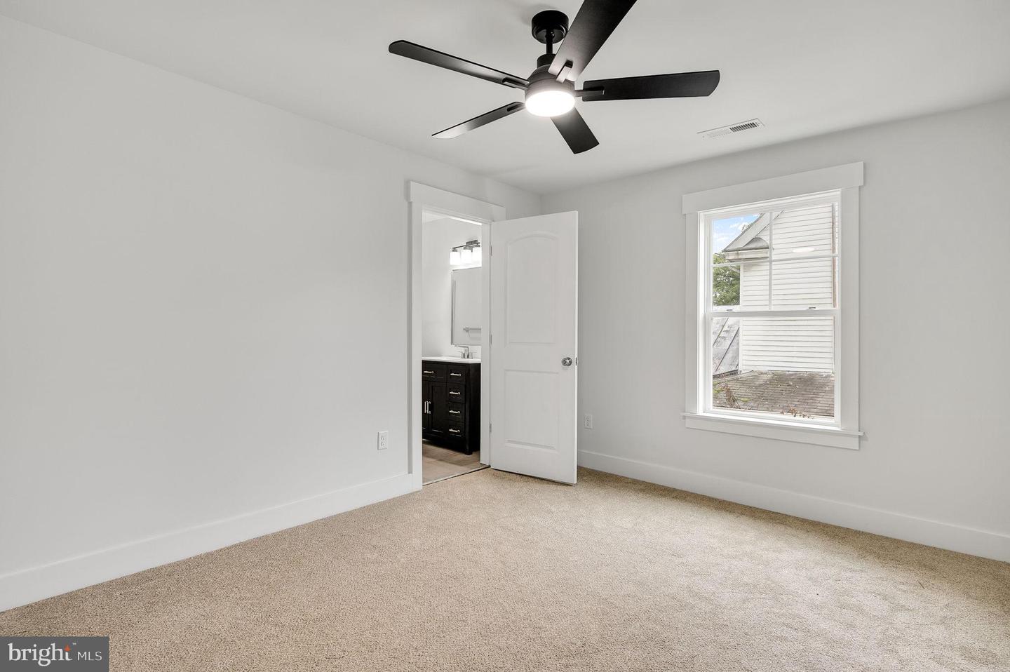 1619 12TH ST, VICTORIA, Virginia 23974, ,Residential,For sale,1619 12TH ST,VALB2000068 MLS # VALB2000068