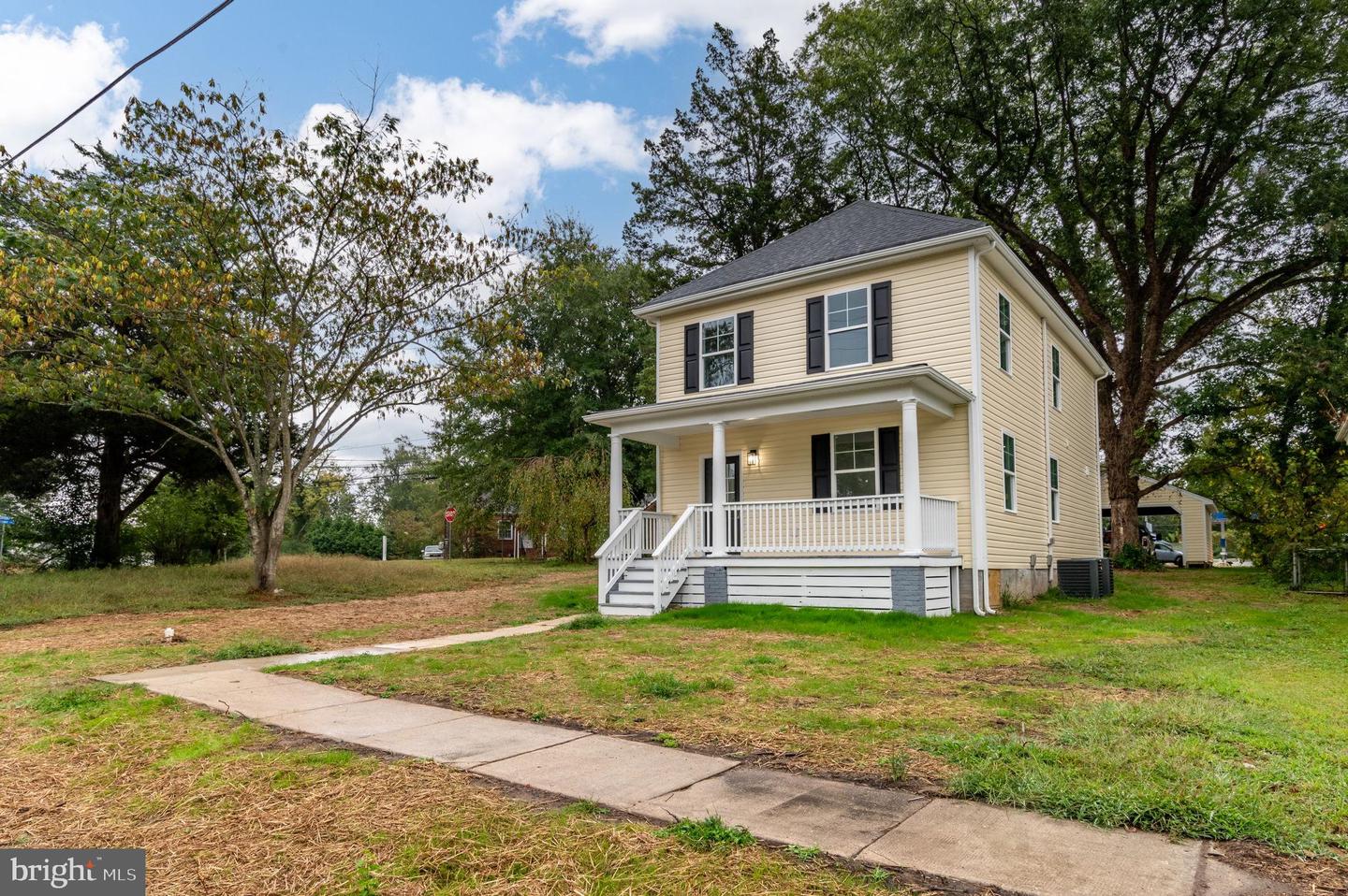 1619 12TH ST, VICTORIA, Virginia 23974, ,Residential,For sale,1619 12TH ST,VALB2000068 MLS # VALB2000068