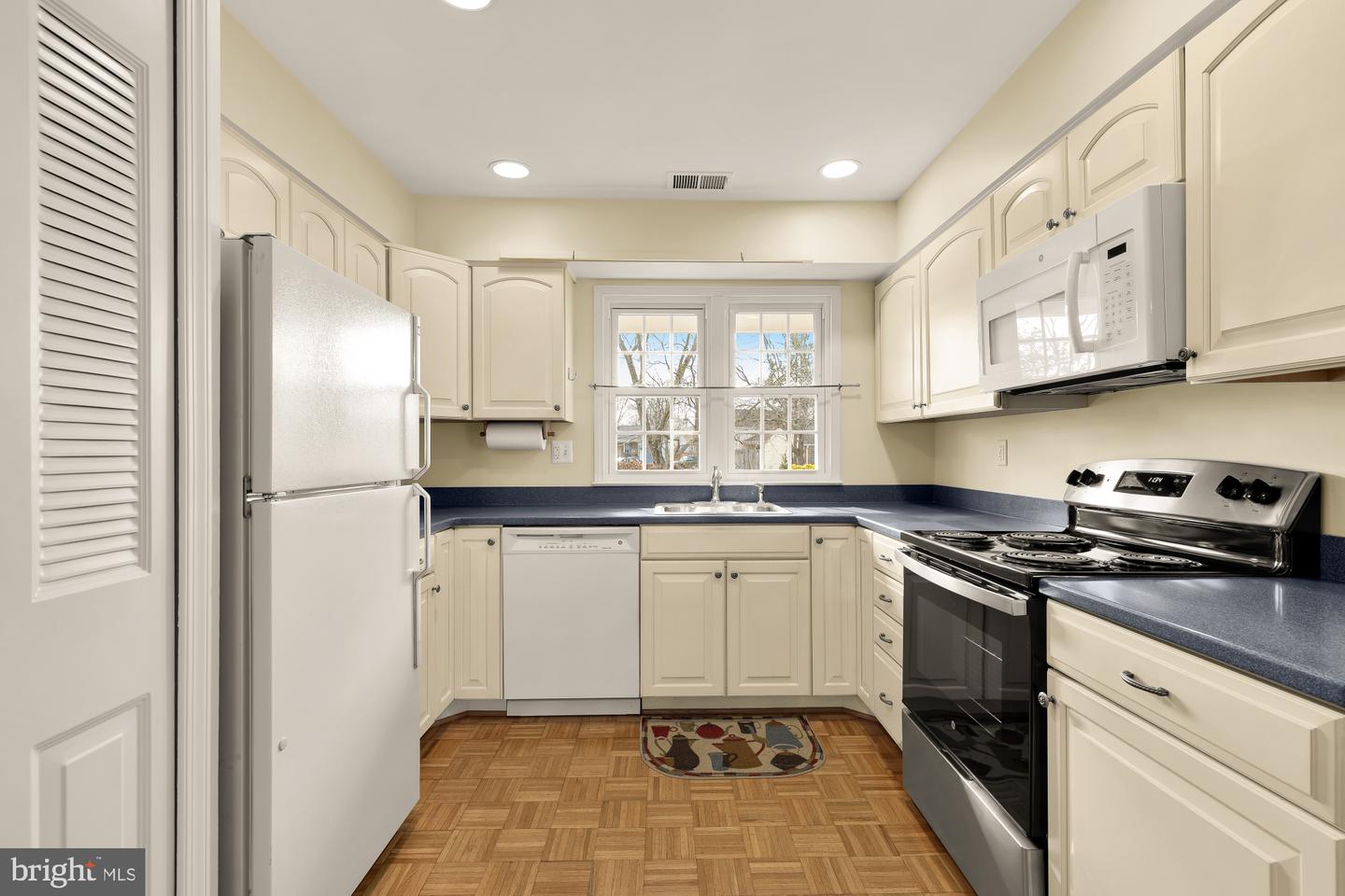 4344 ROLLING STONE WAY, ALEXANDRIA, Virginia 22306, 4 Bedrooms Bedrooms, ,2 BathroomsBathrooms,Residential,For sale,4344 ROLLING STONE WAY,VAFX2269754 MLS # VAFX2269754