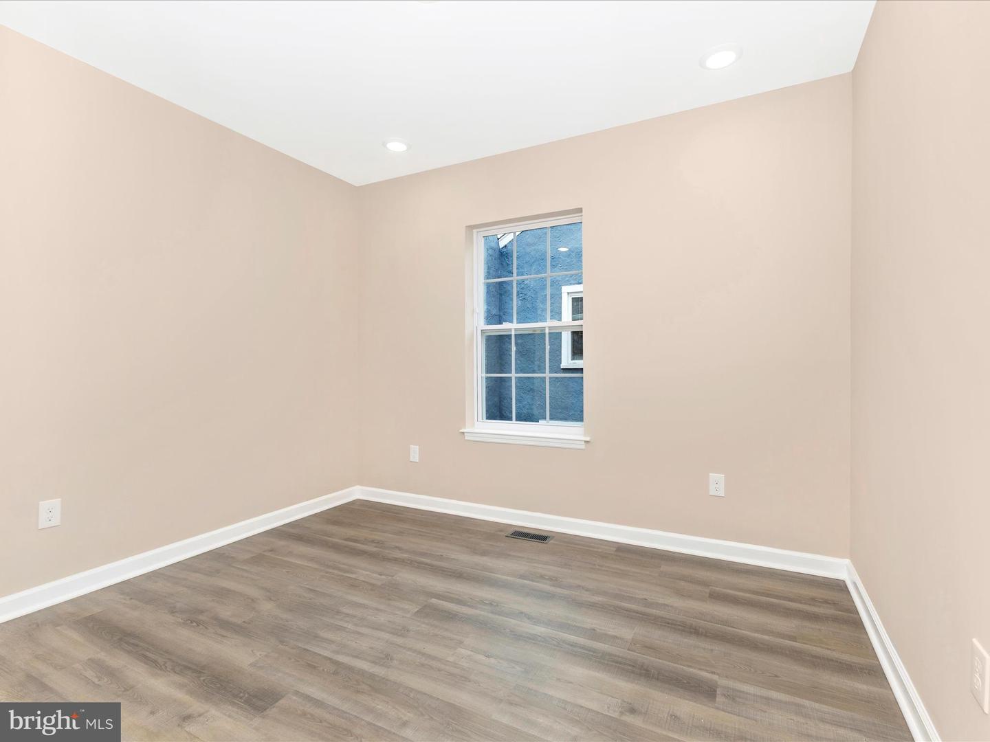 4820 HAYES ST NE, WASHINGTON, District Of Columbia 20019, 4 Bedrooms Bedrooms, 11 Rooms Rooms,3 BathroomsBathrooms,Residential,For sale,4820 HAYES ST NE,DCDC2227628 MLS # DCDC2227628