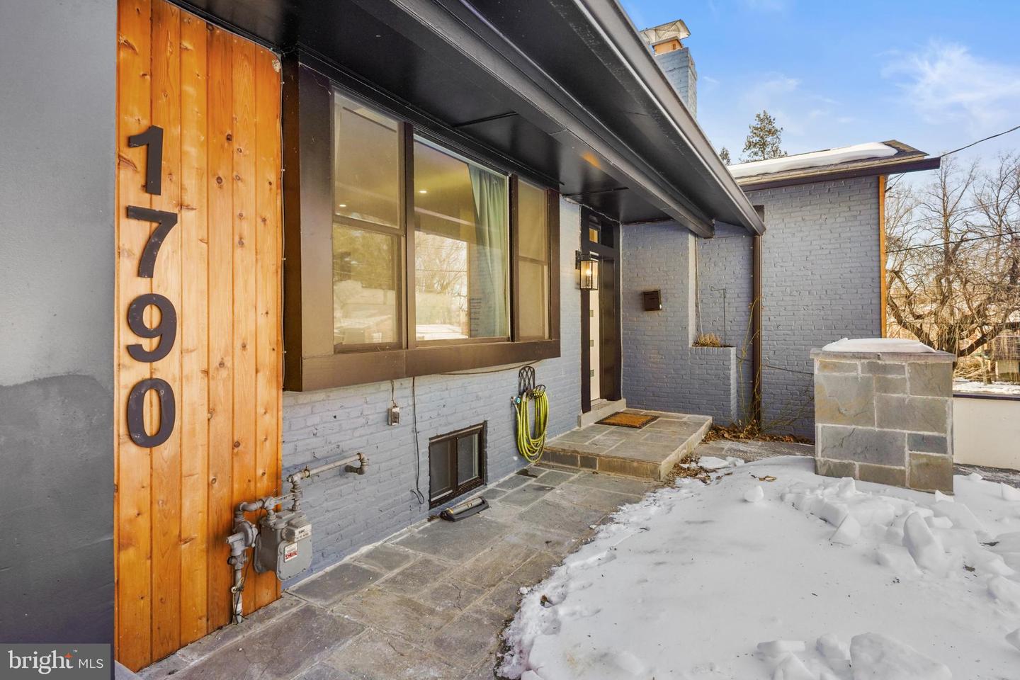 1790 VERBENA ST NW, WASHINGTON, District Of Columbia 20012, 5 Bedrooms Bedrooms, 9 Rooms Rooms,3 BathroomsBathrooms,Residential,For sale,1790 VERBENA ST NW,DCDC2228270 MLS # DCDC2228270