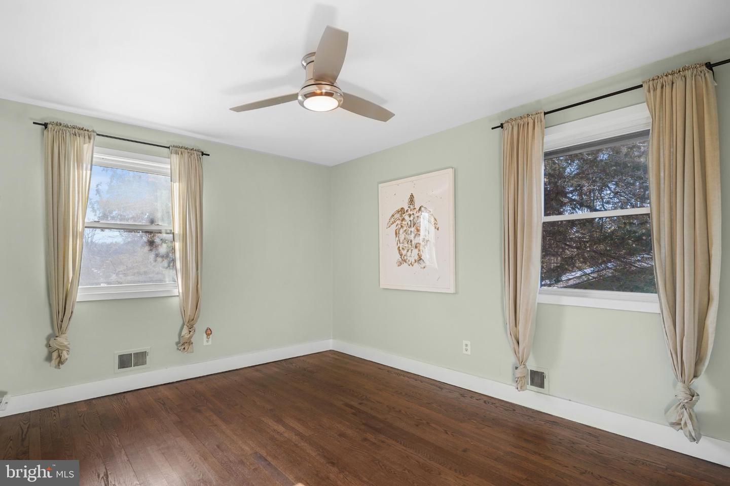 1790 VERBENA ST NW, WASHINGTON, District Of Columbia 20012, 4 Bedrooms Bedrooms, 9 Rooms Rooms,3 BathroomsBathrooms,Residential,For sale,1790 VERBENA ST NW,DCDC2228270 MLS # DCDC2228270