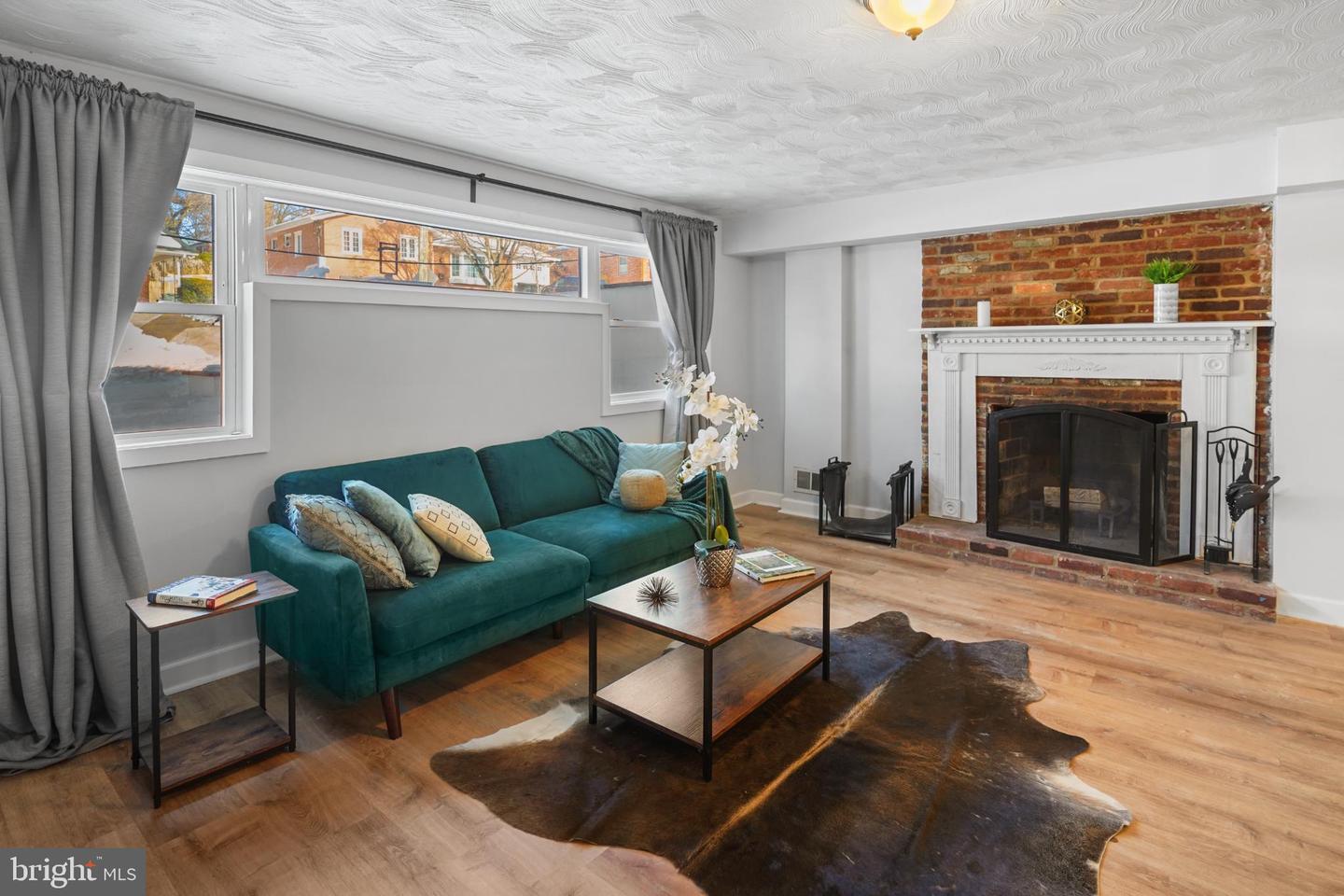 1790 VERBENA ST NW, WASHINGTON, District Of Columbia 20012, 4 Bedrooms Bedrooms, 9 Rooms Rooms,3 BathroomsBathrooms,Residential,For sale,1790 VERBENA ST NW,DCDC2228270 MLS # DCDC2228270