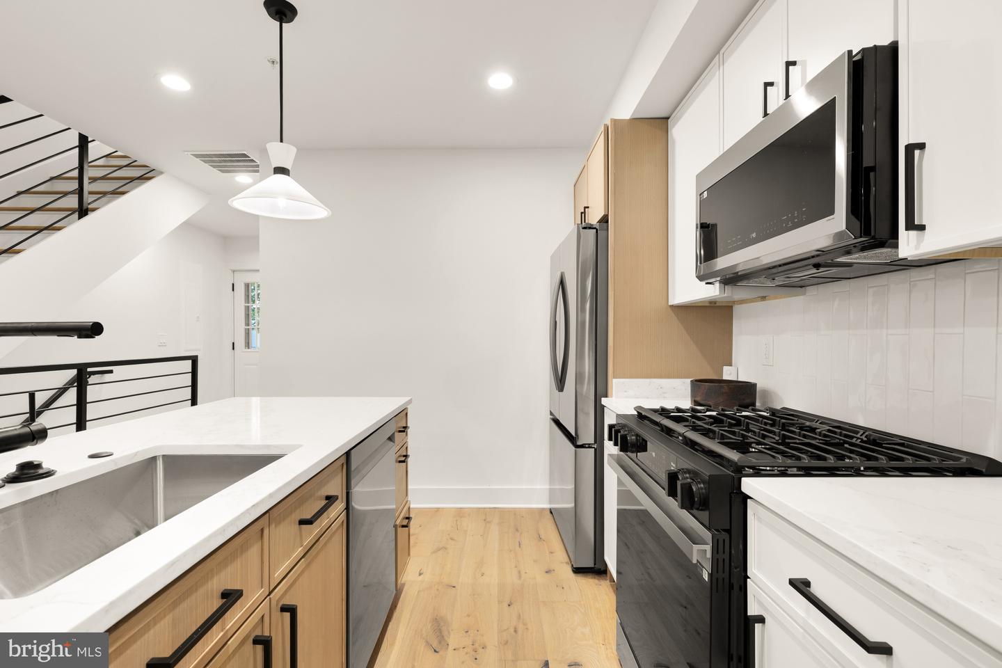 1325 ORREN ST NE #D, WASHINGTON, District Of Columbia 20002, 3 Bedrooms Bedrooms, ,3 BathroomsBathrooms,Residential,For sale,1325 ORREN ST NE #D,DCDC2228892 MLS # DCDC2228892