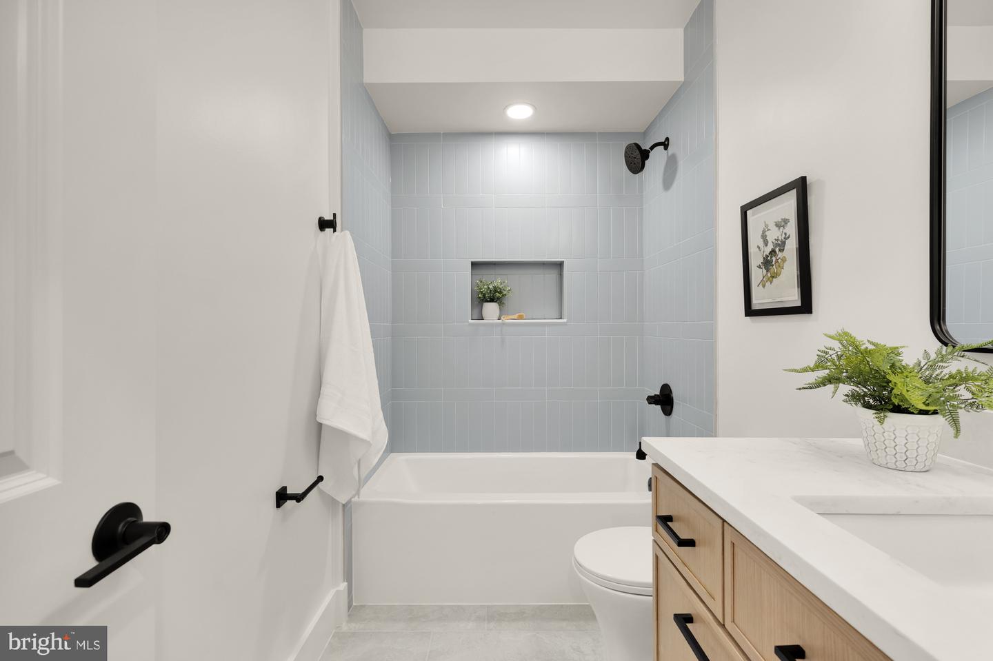 1325 ORREN ST NE #D, WASHINGTON, District Of Columbia 20002, 3 Bedrooms Bedrooms, ,3 BathroomsBathrooms,Residential,For sale,1325 ORREN ST NE #D,DCDC2228892 MLS # DCDC2228892