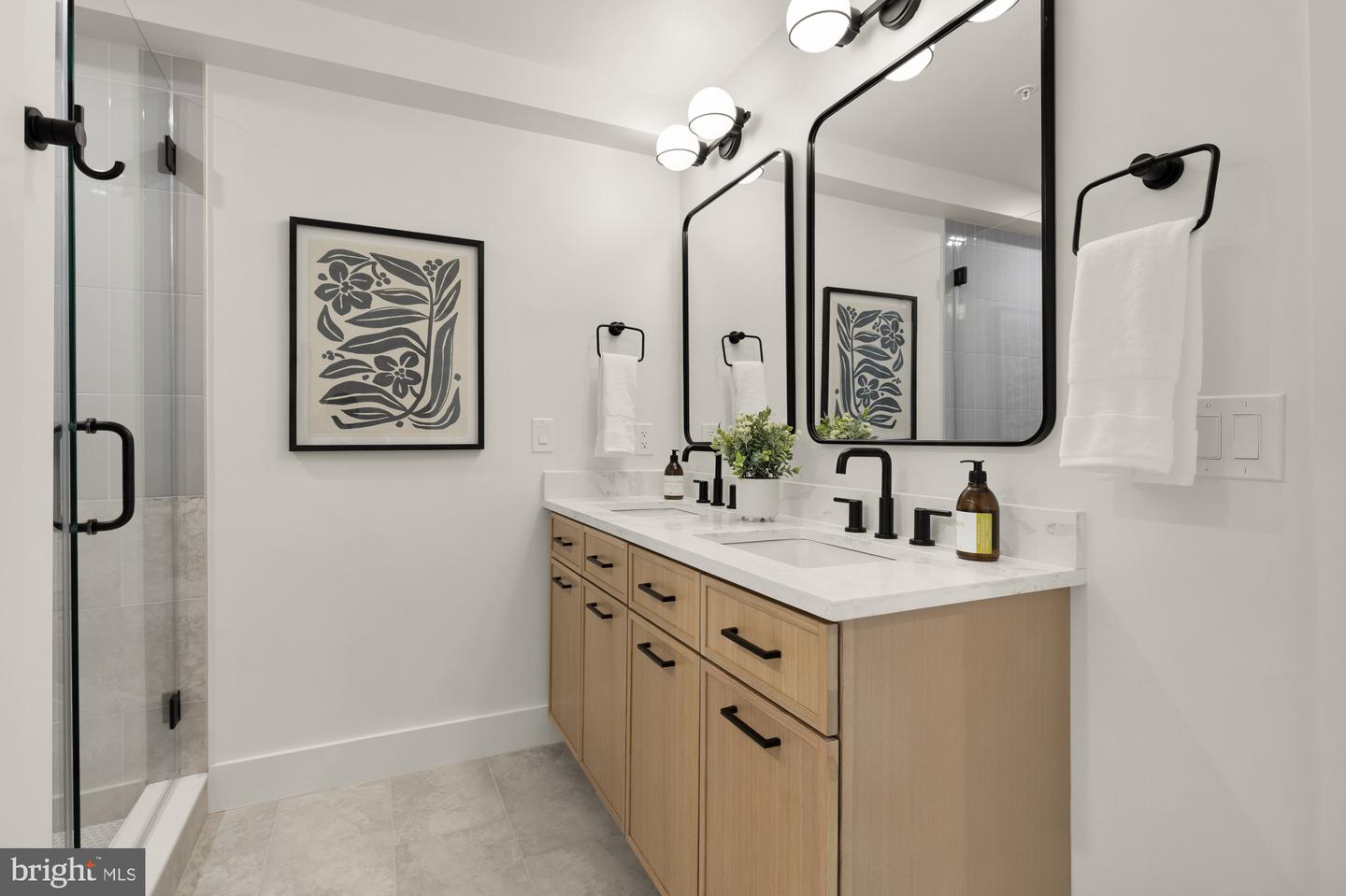 1325 ORREN ST NE #D, WASHINGTON, District Of Columbia 20002, 3 Bedrooms Bedrooms, ,3 BathroomsBathrooms,Residential,For sale,1325 ORREN ST NE #D,DCDC2228892 MLS # DCDC2228892