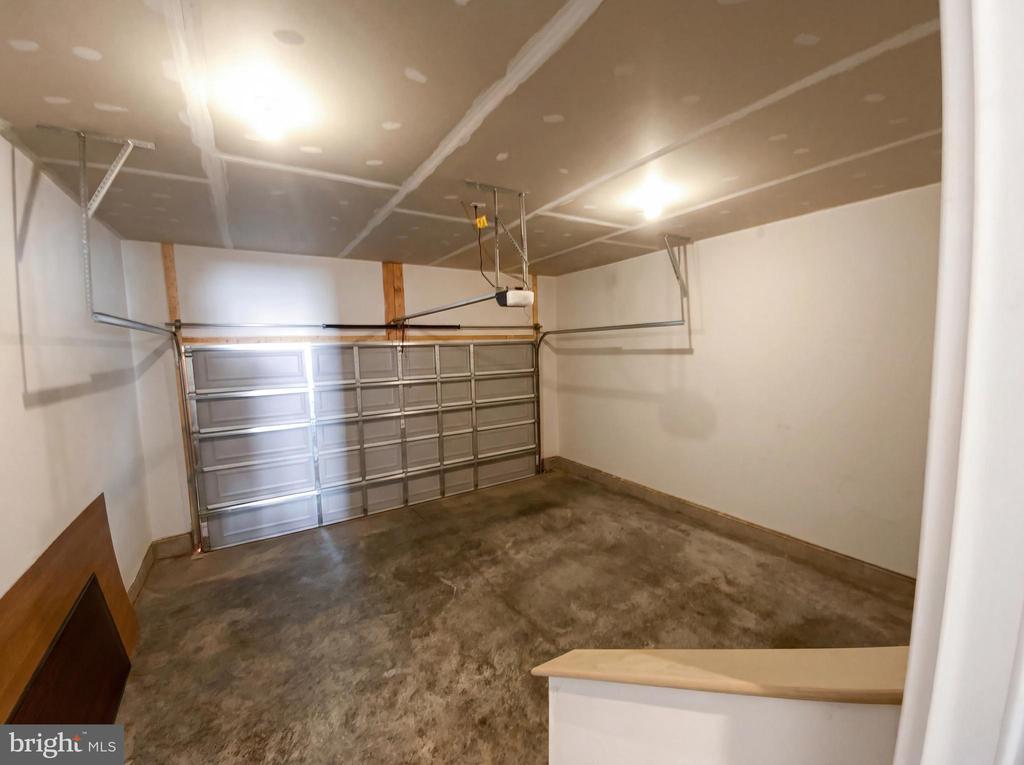 6511 WILD ORCHID CT, FREDERICKSBURG, Virginia 22407, 3 Bedrooms Bedrooms, ,3 BathroomsBathrooms,Residential,6511 WILD ORCHID CT,VASP2038978 MLS # VASP2038978