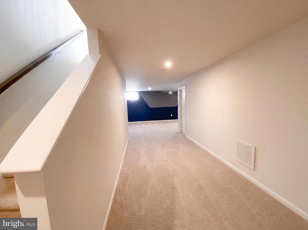 6511 WILD ORCHID CT, FREDERICKSBURG, Virginia 22407, 3 Bedrooms Bedrooms, ,3 BathroomsBathrooms,Residential,6511 WILD ORCHID CT,VASP2038978 MLS # VASP2038978