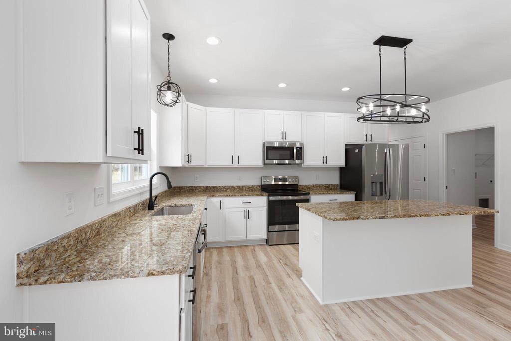 2180 WOODSON HOLLOW RD, BEAVERDAM, Virginia 23015, 3 Bedrooms Bedrooms, ,2 BathroomsBathrooms,Residential,2180 WOODSON HOLLOW RD,VASP2039030 MLS # VASP2039030