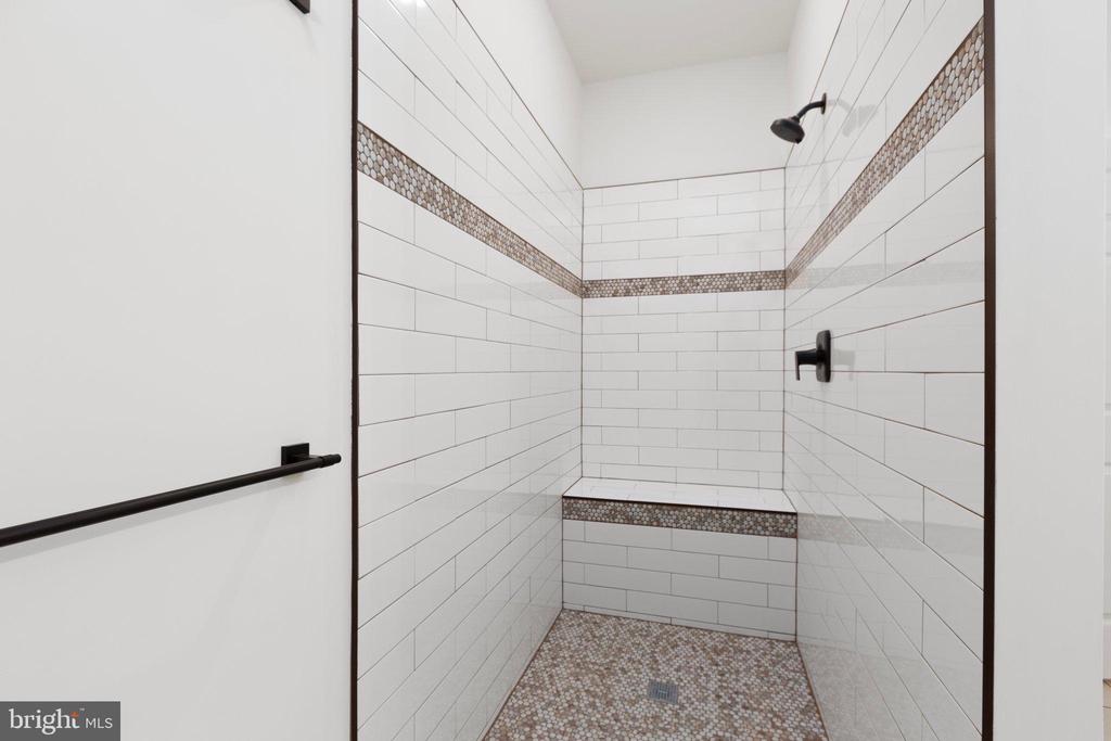 2180 WOODSON HOLLOW RD, BEAVERDAM, Virginia 23015, 3 Bedrooms Bedrooms, ,2 BathroomsBathrooms,Residential,2180 WOODSON HOLLOW RD,VASP2039030 MLS # VASP2039030