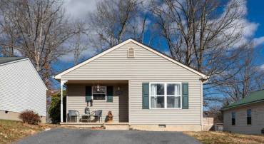 1625 D ST, WAYNESBORO, Virginia 22980, 3 Bedrooms Bedrooms, ,2 BathroomsBathrooms,Residential,1625 D ST,672103 MLS # 672103