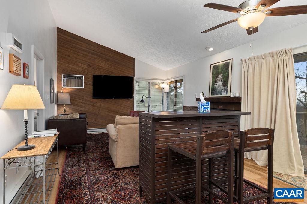 2224 TANNERS RIDGE CONDOS, WINTERGREEN, Virginia 22967, 2 Bedrooms Bedrooms, ,2 BathroomsBathrooms,Residential,Tanners Ridge 2224,2224 TANNERS RIDGE CONDOS,672456 MLS # 672456