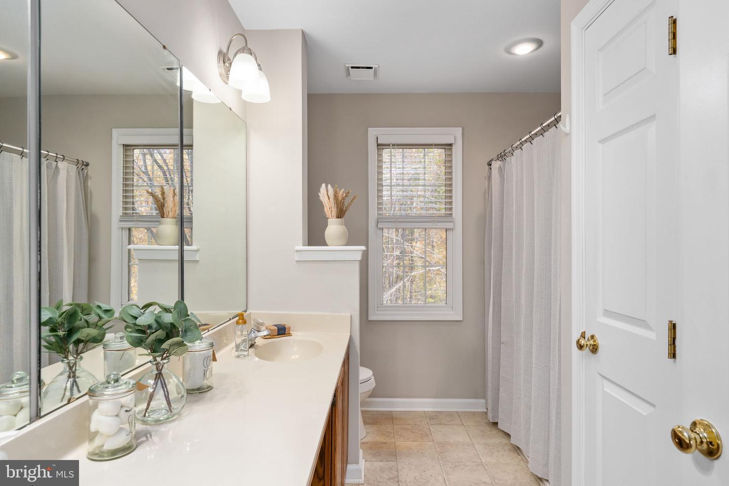 4 ASMEAD PL, STAFFORD, Virginia 22554, 4 Bedrooms Bedrooms, ,3 BathroomsBathrooms,Residential,For sale,4 ASMEAD PL,VAST2044046 MLS # VAST2044046