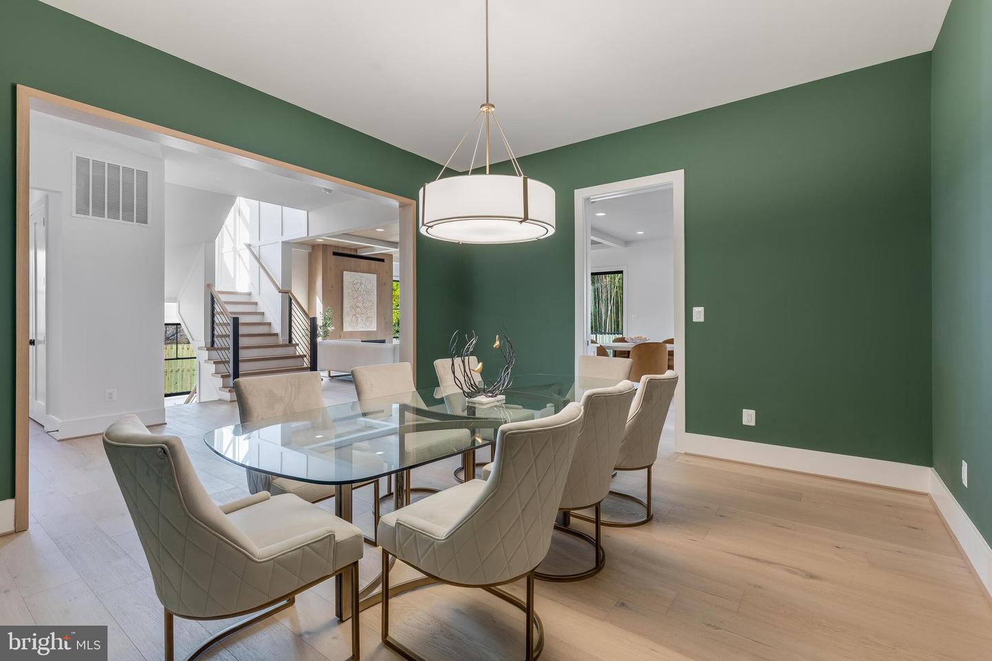 123 TAPAWINGO RD SW, VIENNA, Virginia 22180, 7 Bedrooms Bedrooms, ,6 BathroomsBathrooms,Residential,For sale,123 TAPAWINGO RD SW,VAFX2278862 MLS # VAFX2278862