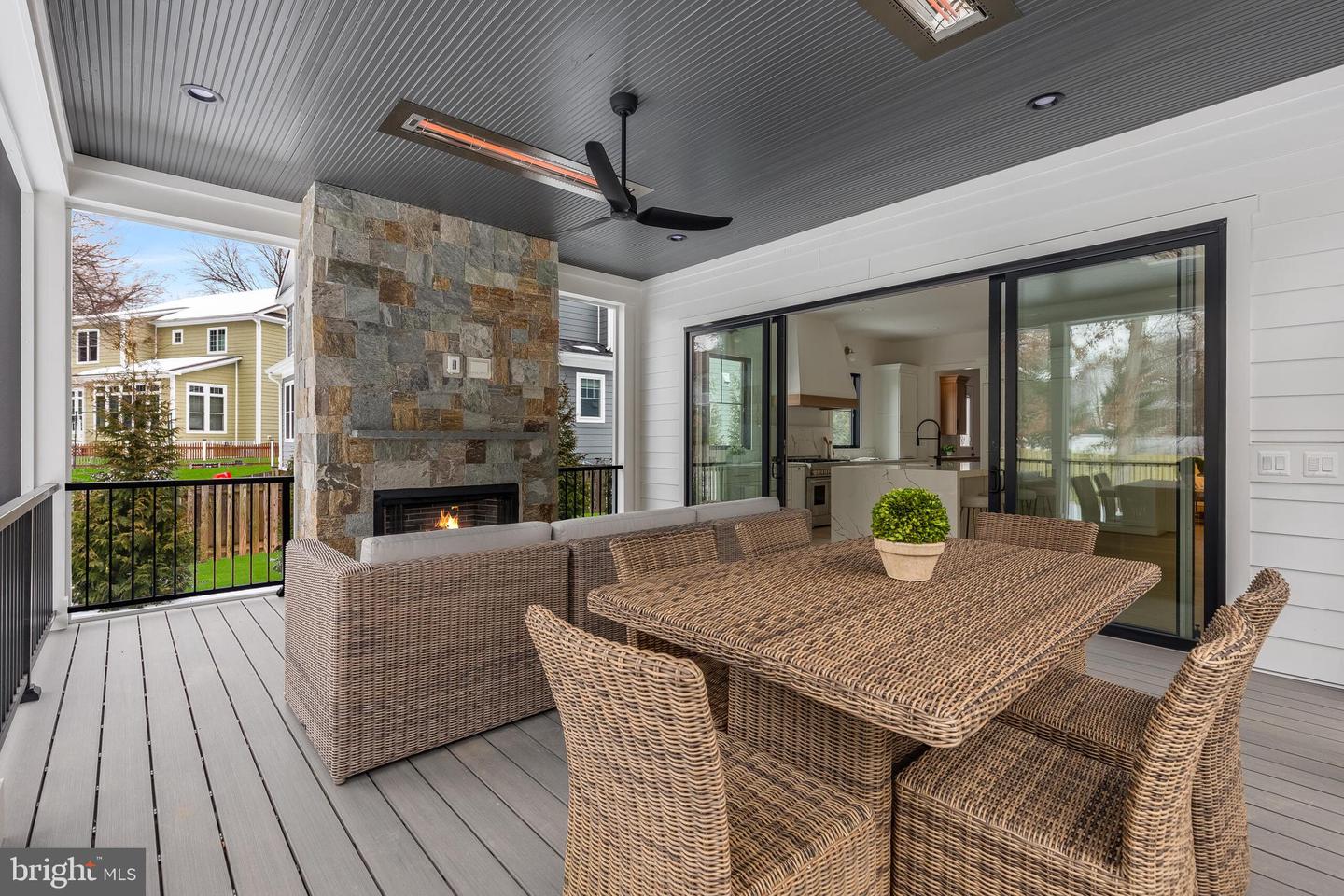 123 TAPAWINGO RD SW, VIENNA, Virginia 22180, 7 Bedrooms Bedrooms, ,6 BathroomsBathrooms,Residential,For sale,123 TAPAWINGO RD SW,VAFX2278862 MLS # VAFX2278862