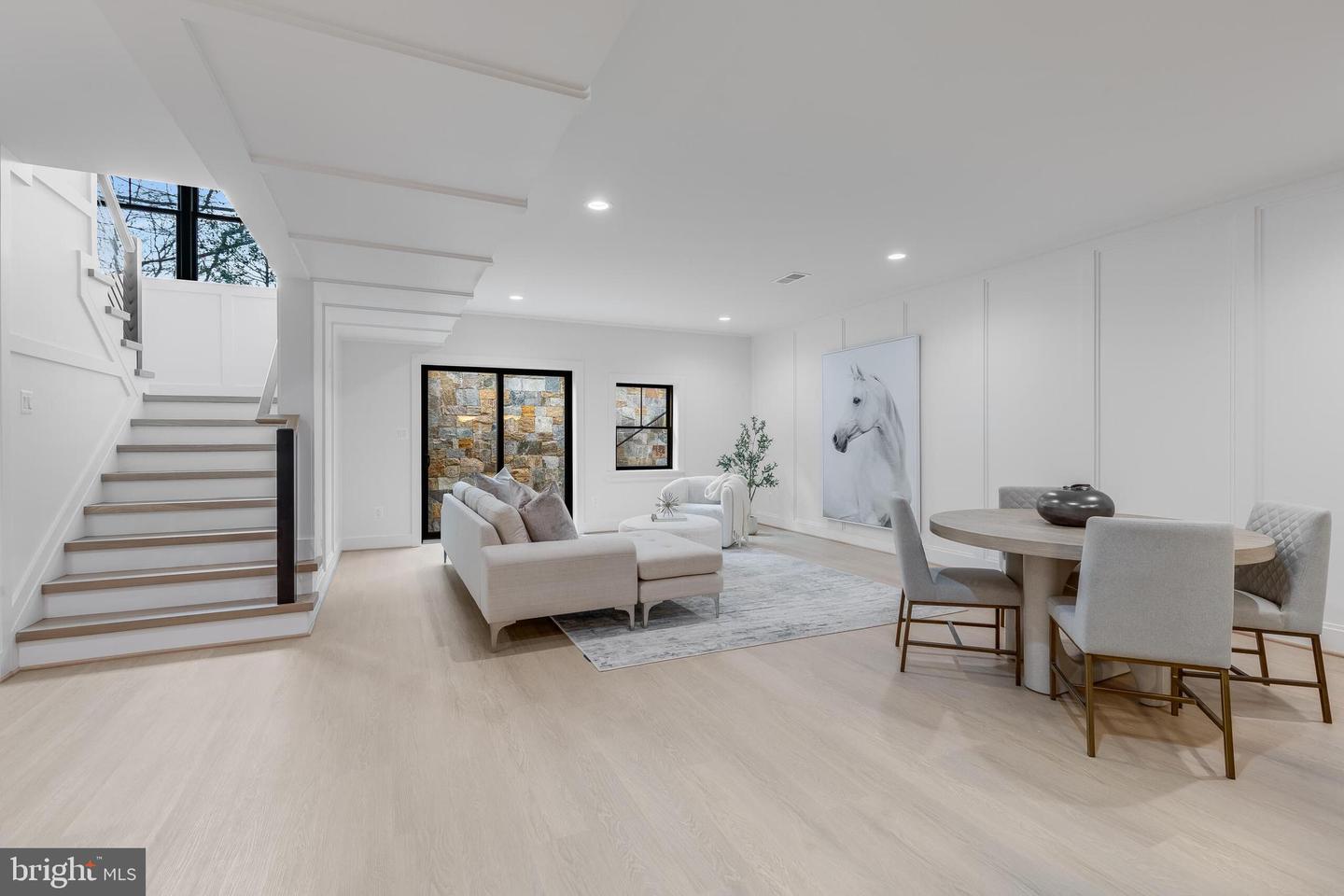 123 TAPAWINGO RD SW, VIENNA, Virginia 22180, 7 Bedrooms Bedrooms, ,6 BathroomsBathrooms,Residential,For sale,123 TAPAWINGO RD SW,VAFX2278862 MLS # VAFX2278862