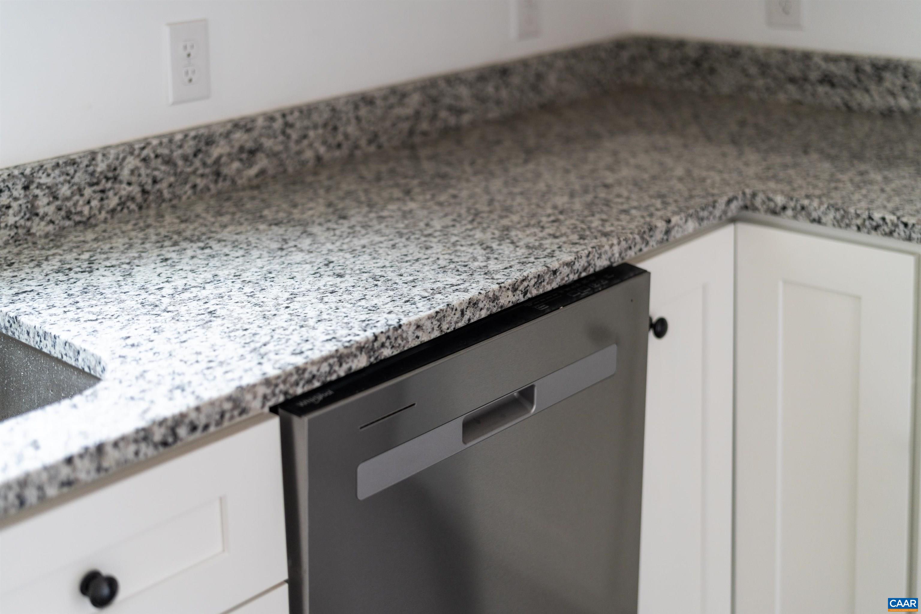 428 MONTREAL LN, SHIPMAN, Virginia 22971, 3 Bedrooms Bedrooms, ,2 BathroomsBathrooms,Residential,428 MONTREAL LN,672974 MLS # 672974