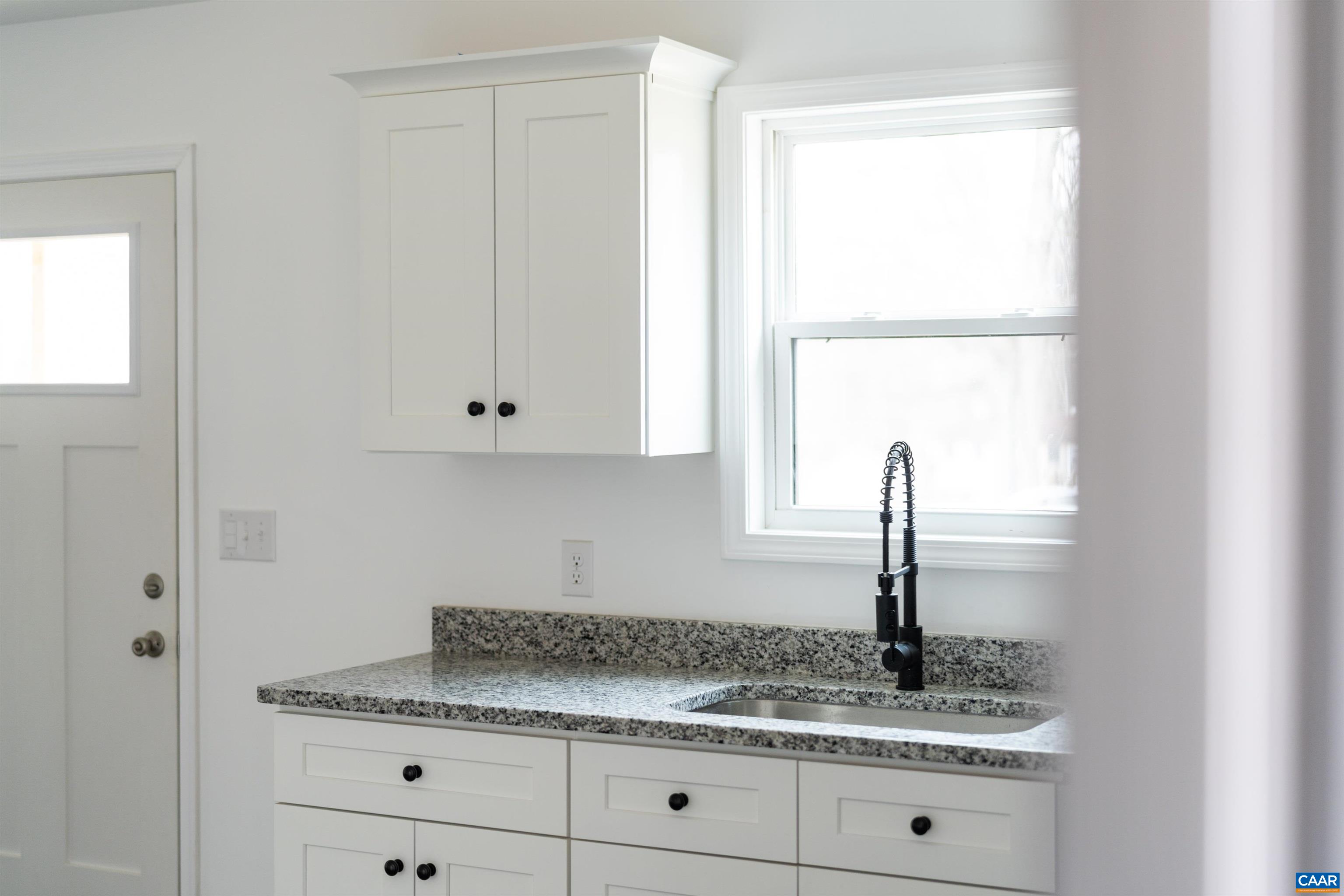 428 MONTREAL LN, SHIPMAN, Virginia 22971, 3 Bedrooms Bedrooms, ,2 BathroomsBathrooms,Residential,428 MONTREAL LN,672974 MLS # 672974