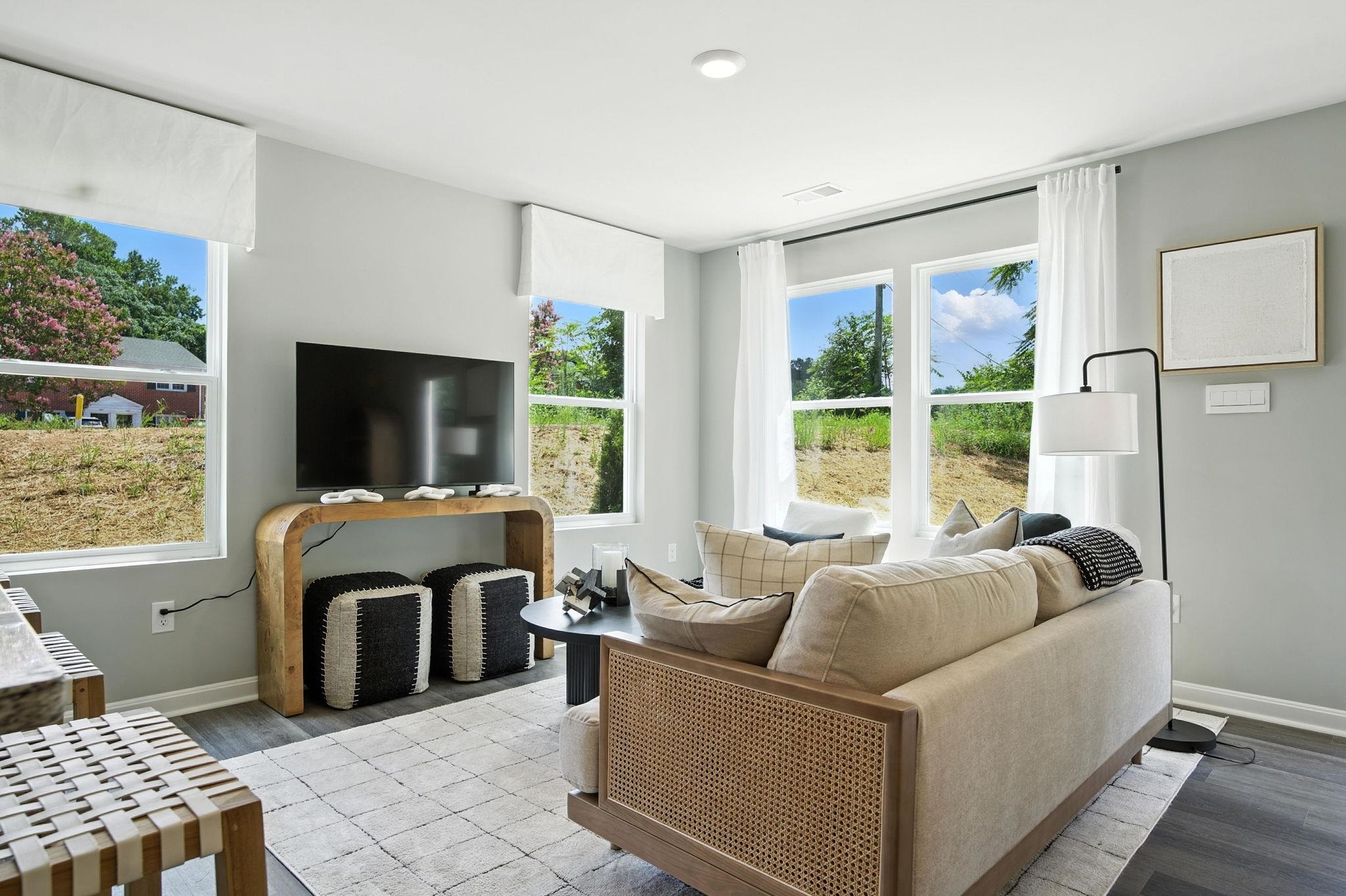 129 BERRETS LN, WAYNESBORO, Virginia 22980, 3 Bedrooms Bedrooms, ,2 BathroomsBathrooms,Residential,129 BERRETS LN,672981 MLS # 672981