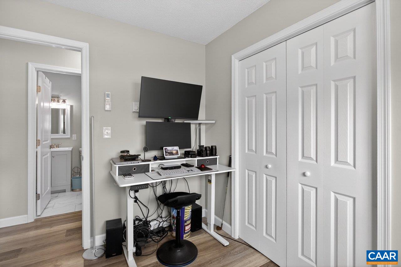 273 E RIVERSIDE DR, TIMBERVILLE, Virginia 22853, 3 Bedrooms Bedrooms, ,1 BathroomBathrooms,Residential,273 E RIVERSIDE DR,672985 MLS # 672985 273 E RIVERSIDE DR, TIMBERVILLE, Virginia 22853, 3 Bedrooms Bedrooms, ,1 BathroomBathrooms,Residential,273 E RIVERSIDE DR,672985 MLS # 672985