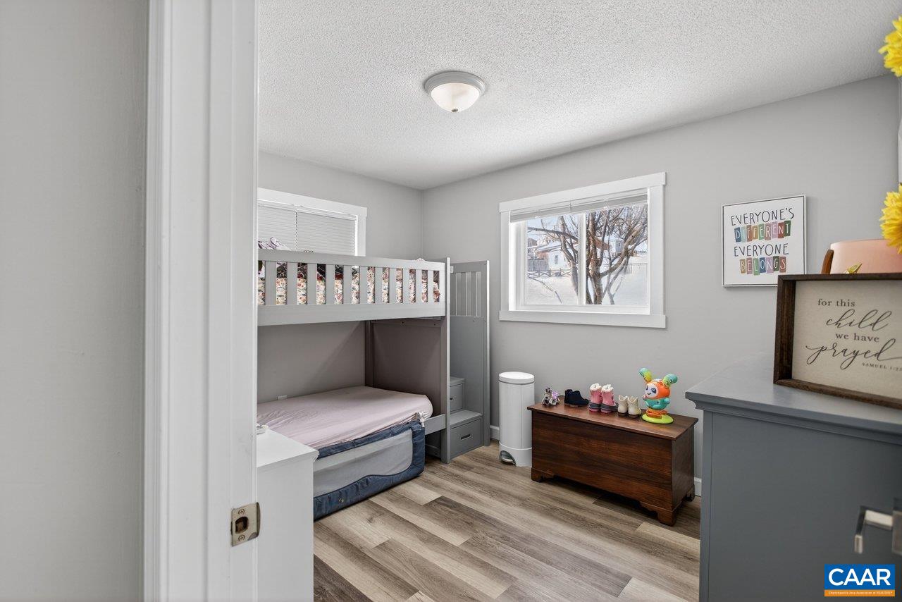 273 E RIVERSIDE DR, TIMBERVILLE, Virginia 22853, 3 Bedrooms Bedrooms, ,1 BathroomBathrooms,Residential,273 E RIVERSIDE DR,672985 MLS # 672985 273 E RIVERSIDE DR, TIMBERVILLE, Virginia 22853, 3 Bedrooms Bedrooms, ,1 BathroomBathrooms,Residential,273 E RIVERSIDE DR,672985 MLS # 672985