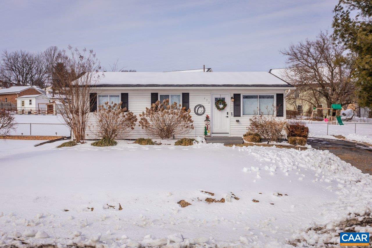 273 E RIVERSIDE DR, TIMBERVILLE, Virginia 22853, 3 Bedrooms Bedrooms, ,1 BathroomBathrooms,Residential,273 E RIVERSIDE DR,672985 MLS # 672985 273 E RIVERSIDE DR, TIMBERVILLE, Virginia 22853, 3 Bedrooms Bedrooms, ,1 BathroomBathrooms,Residential,273 E RIVERSIDE DR,672985 MLS # 672985