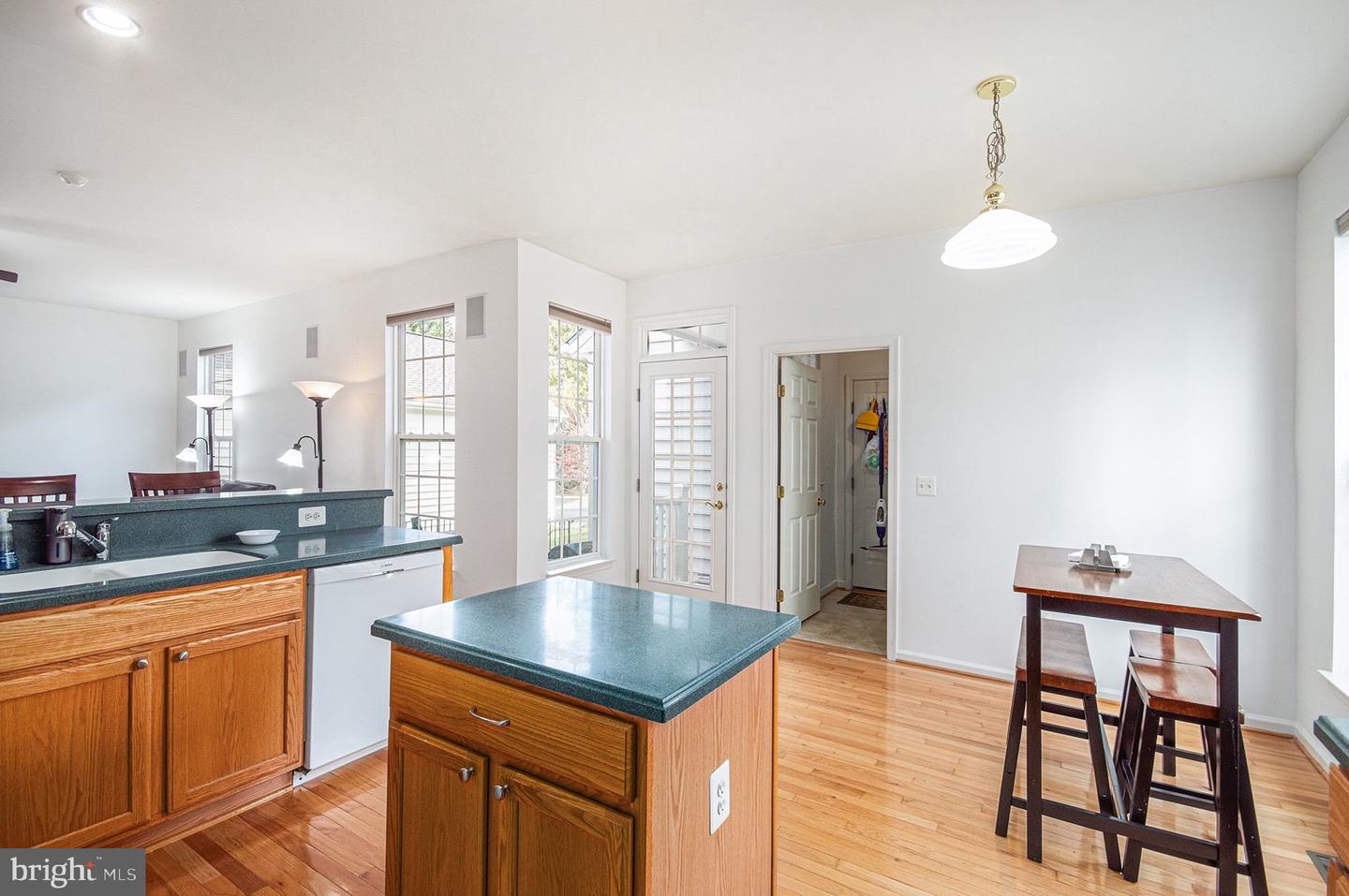 4776 WERMUTH WAY, WOODBRIDGE, Virginia 22192, 3 Bedrooms Bedrooms, 15 Rooms Rooms,2 BathroomsBathrooms,Residential,For sale,4776 WERMUTH WAY,VAPW2108758 MLS # VAPW2108758