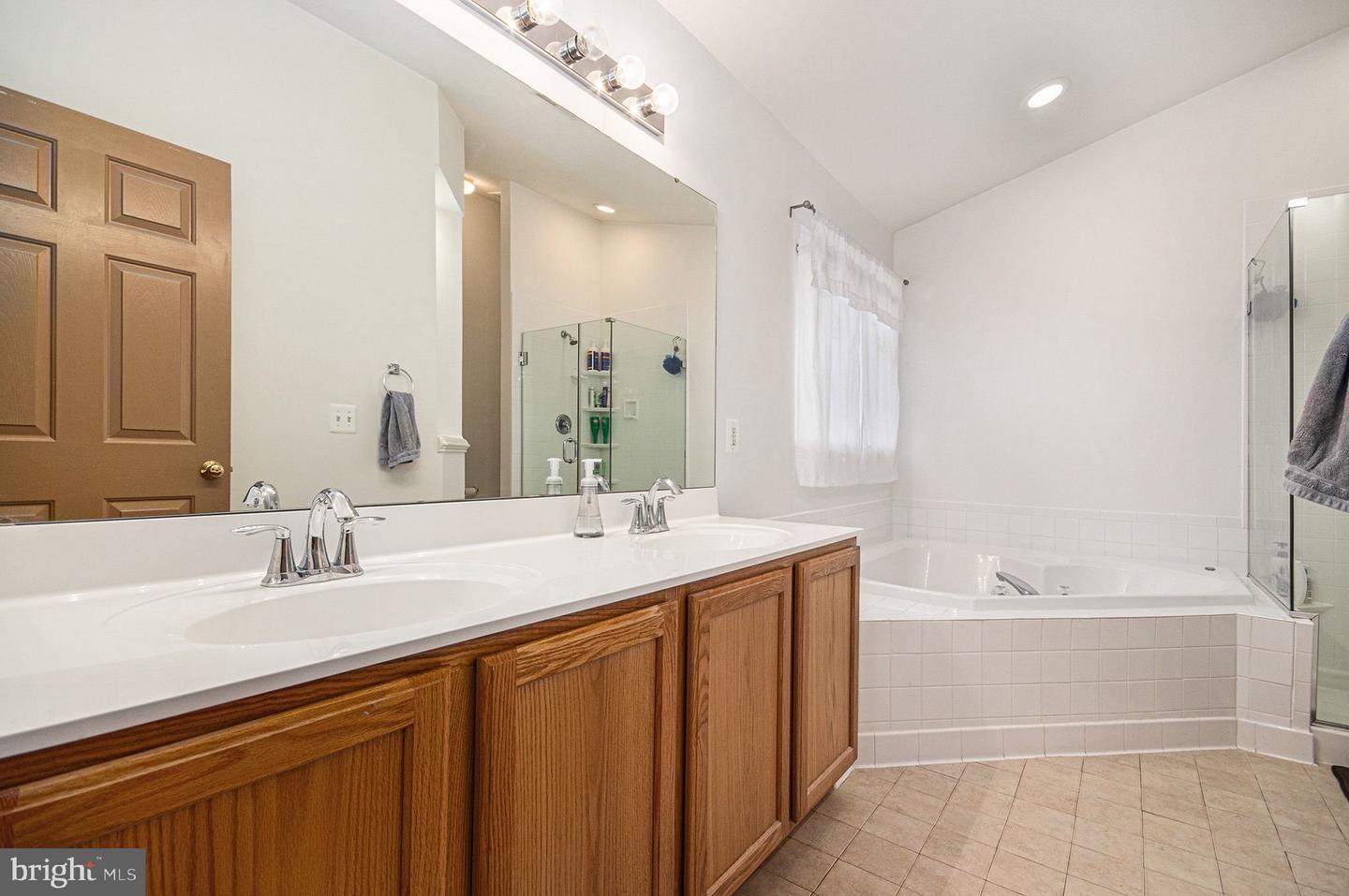 4776 WERMUTH WAY, WOODBRIDGE, Virginia 22192, 3 Bedrooms Bedrooms, 15 Rooms Rooms,2 BathroomsBathrooms,Residential,For sale,4776 WERMUTH WAY,VAPW2108758 MLS # VAPW2108758