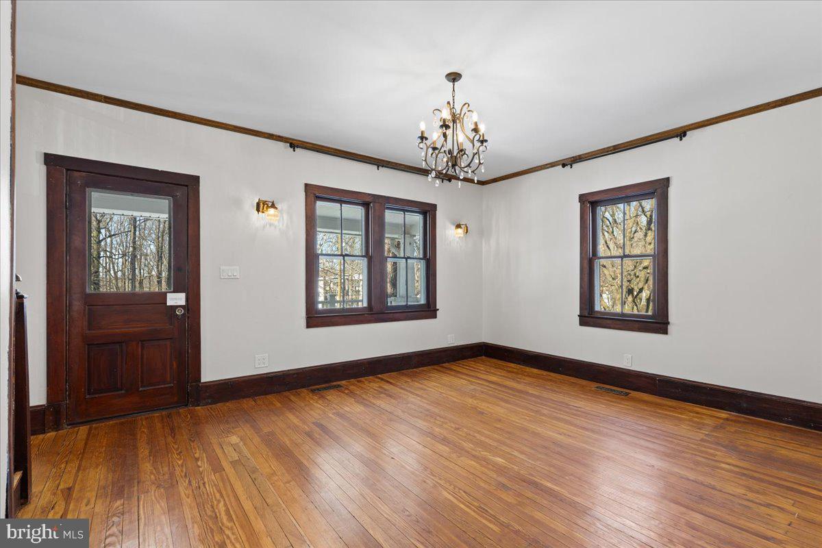 23320 WATSON RD, LEESBURG, Virginia 20175, 3 Bedrooms Bedrooms, ,2 BathroomsBathrooms,Residential,For sale,23320 WATSON RD,VALO2112254 MLS # VALO2112254