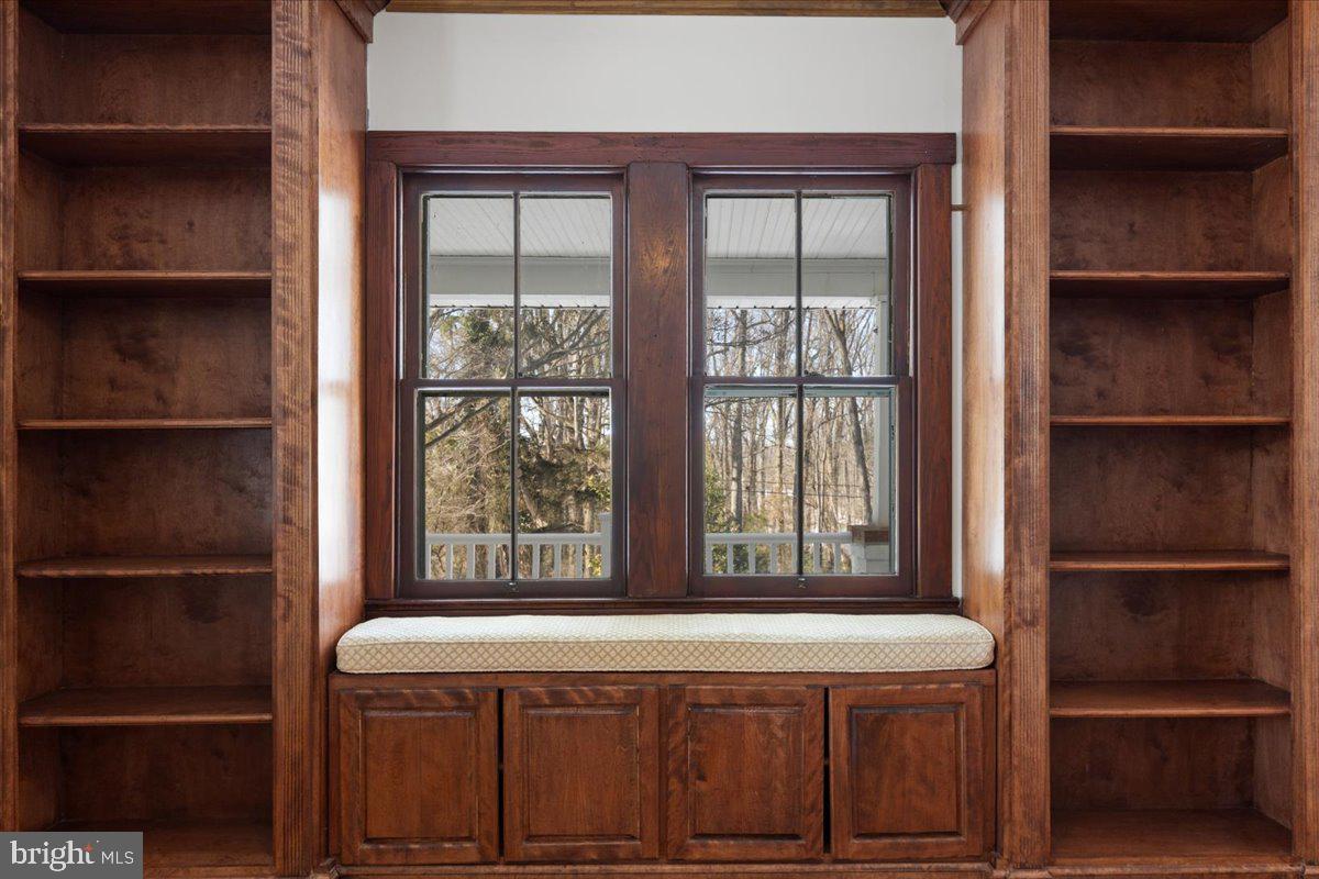 23320 WATSON RD, LEESBURG, Virginia 20175, 3 Bedrooms Bedrooms, ,2 BathroomsBathrooms,Residential,For sale,23320 WATSON RD,VALO2112254 MLS # VALO2112254