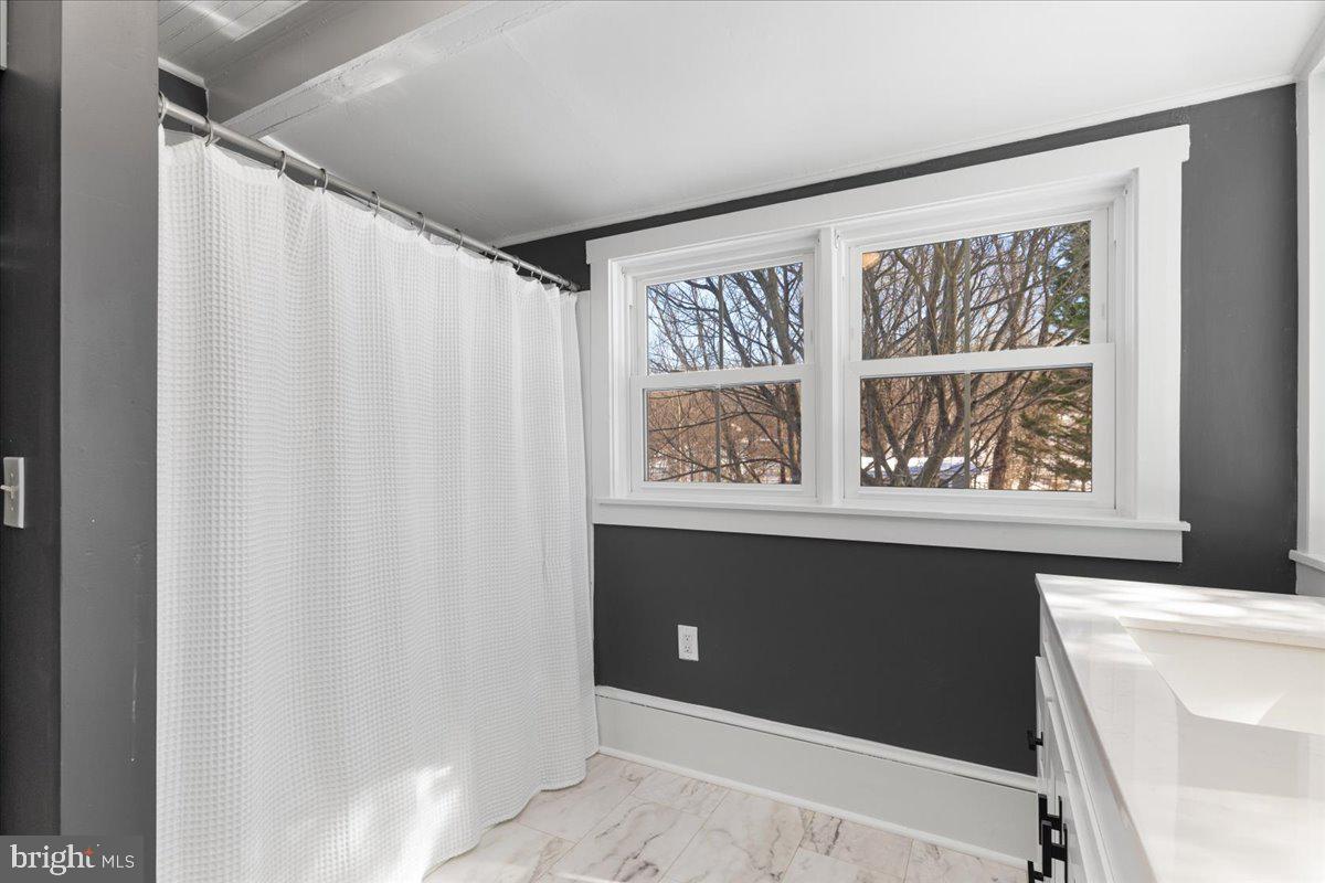 23320 WATSON RD, LEESBURG, Virginia 20175, 3 Bedrooms Bedrooms, ,2 BathroomsBathrooms,Residential,For sale,23320 WATSON RD,VALO2112254 MLS # VALO2112254