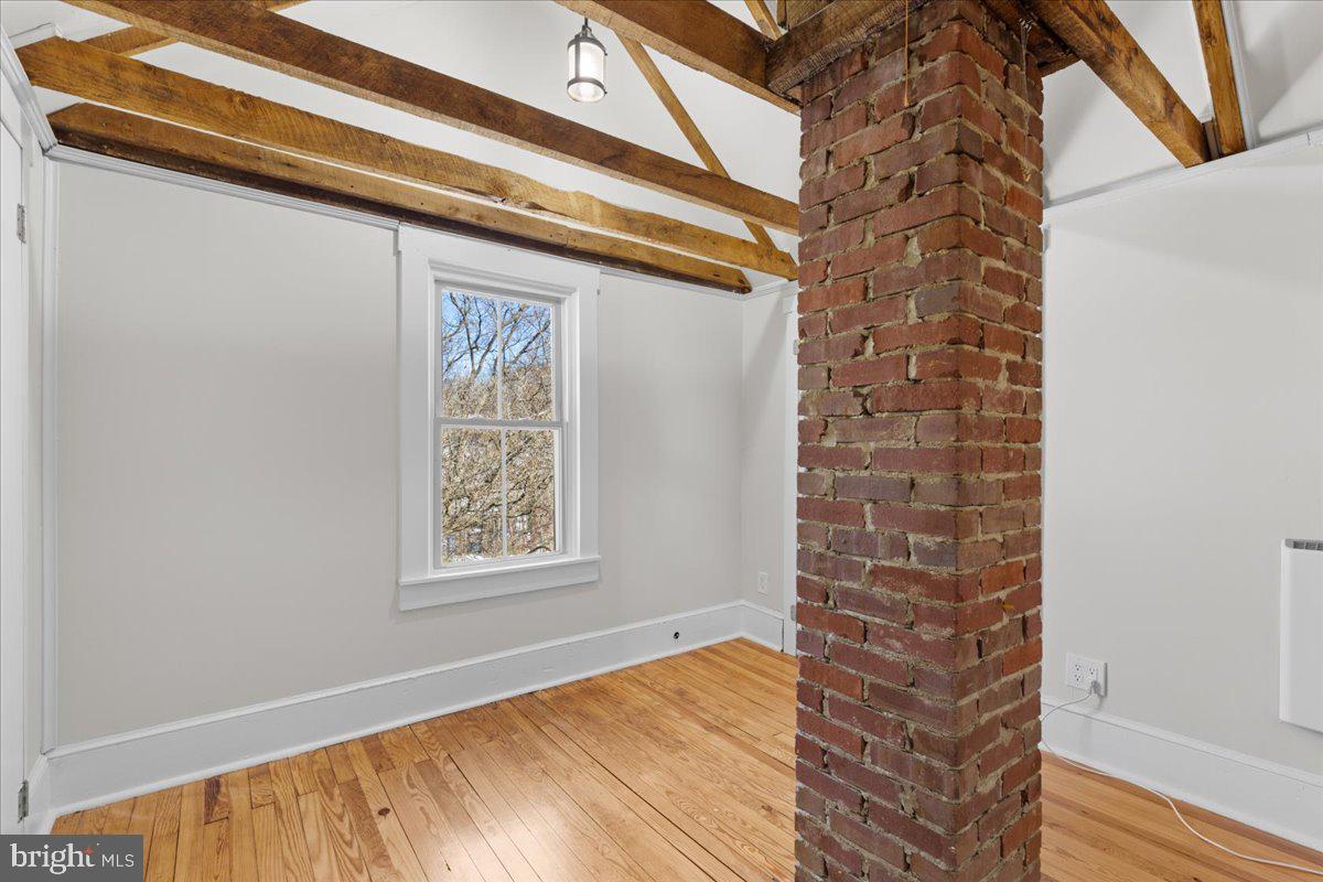 23320 WATSON RD, LEESBURG, Virginia 20175, 3 Bedrooms Bedrooms, ,2 BathroomsBathrooms,Residential,For sale,23320 WATSON RD,VALO2112254 MLS # VALO2112254