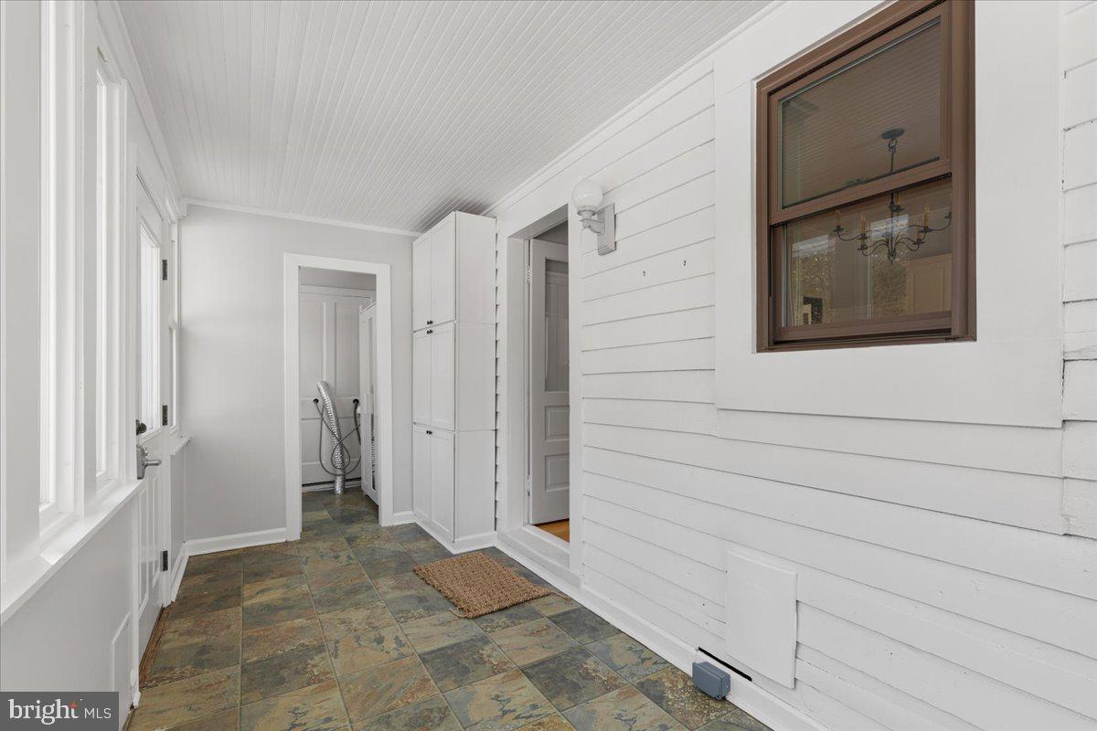 23320 WATSON RD, LEESBURG, Virginia 20175, 3 Bedrooms Bedrooms, ,2 BathroomsBathrooms,Residential,For sale,23320 WATSON RD,VALO2112254 MLS # VALO2112254