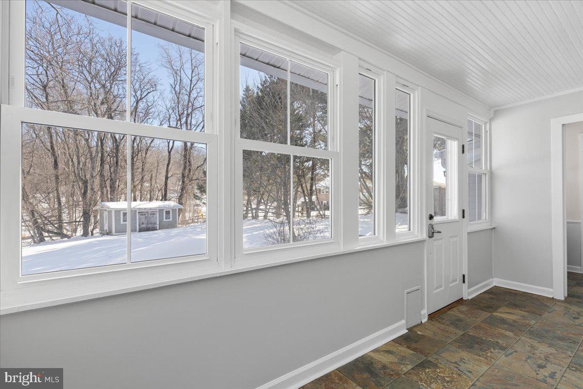 23320 WATSON RD, LEESBURG, Virginia 20175, 3 Bedrooms Bedrooms, ,2 BathroomsBathrooms,Residential,For sale,23320 WATSON RD,VALO2112254 MLS # VALO2112254