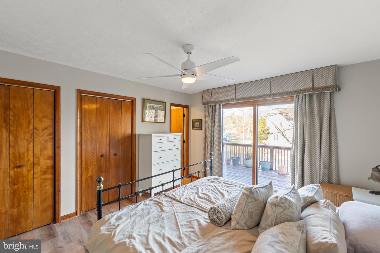 104 GREENWOOD CT, CROSS JUNCTION, Virginia 22625, 4 Bedrooms Bedrooms, 10 Rooms Rooms,3 BathroomsBathrooms,Residential,For sale,104 GREENWOOD CT,VAFV2038436 MLS # VAFV2038436