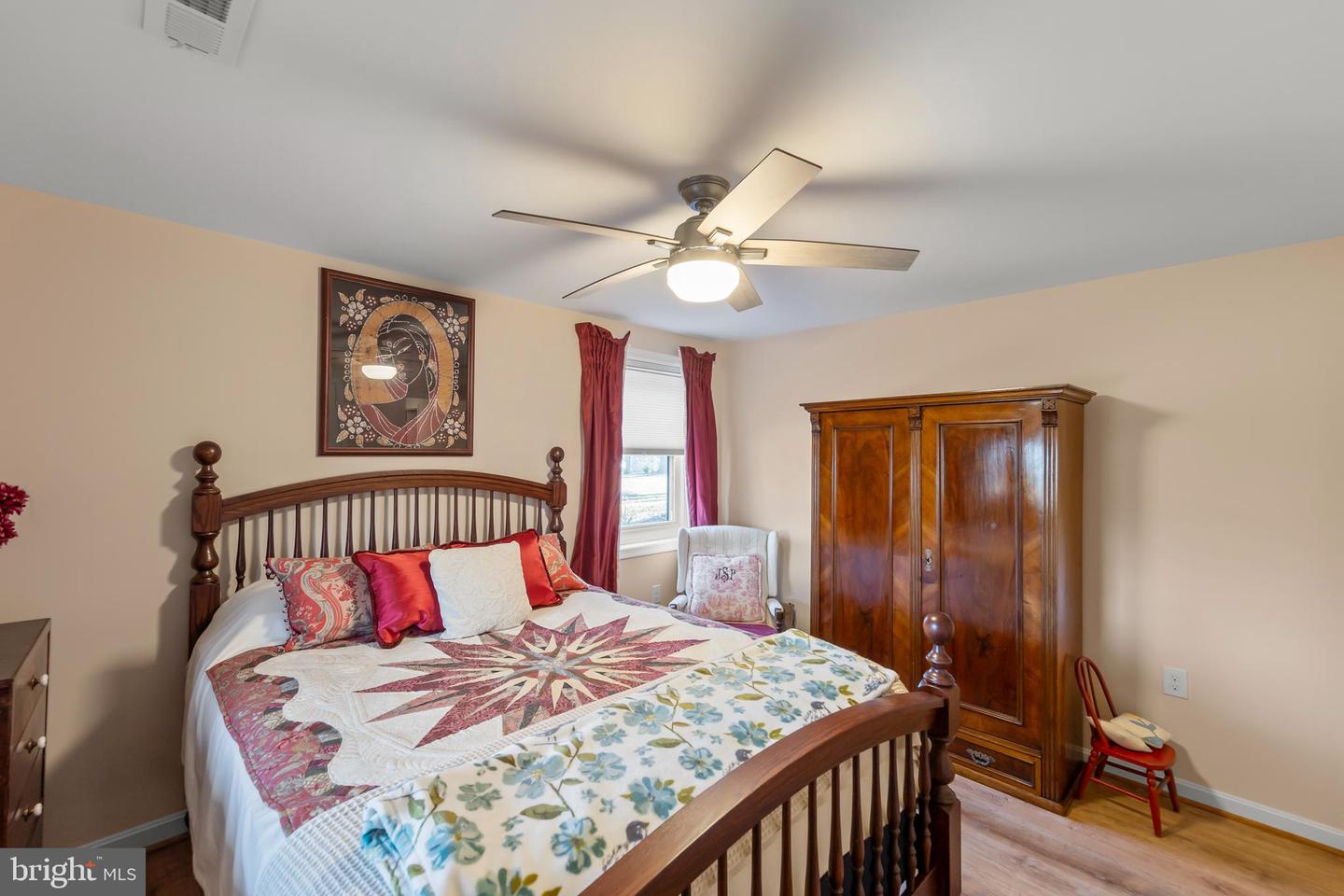 104 GREENWOOD CT, CROSS JUNCTION, Virginia 22625, 4 Bedrooms Bedrooms, 10 Rooms Rooms,3 BathroomsBathrooms,Residential,For sale,104 GREENWOOD CT,VAFV2038436 MLS # VAFV2038436