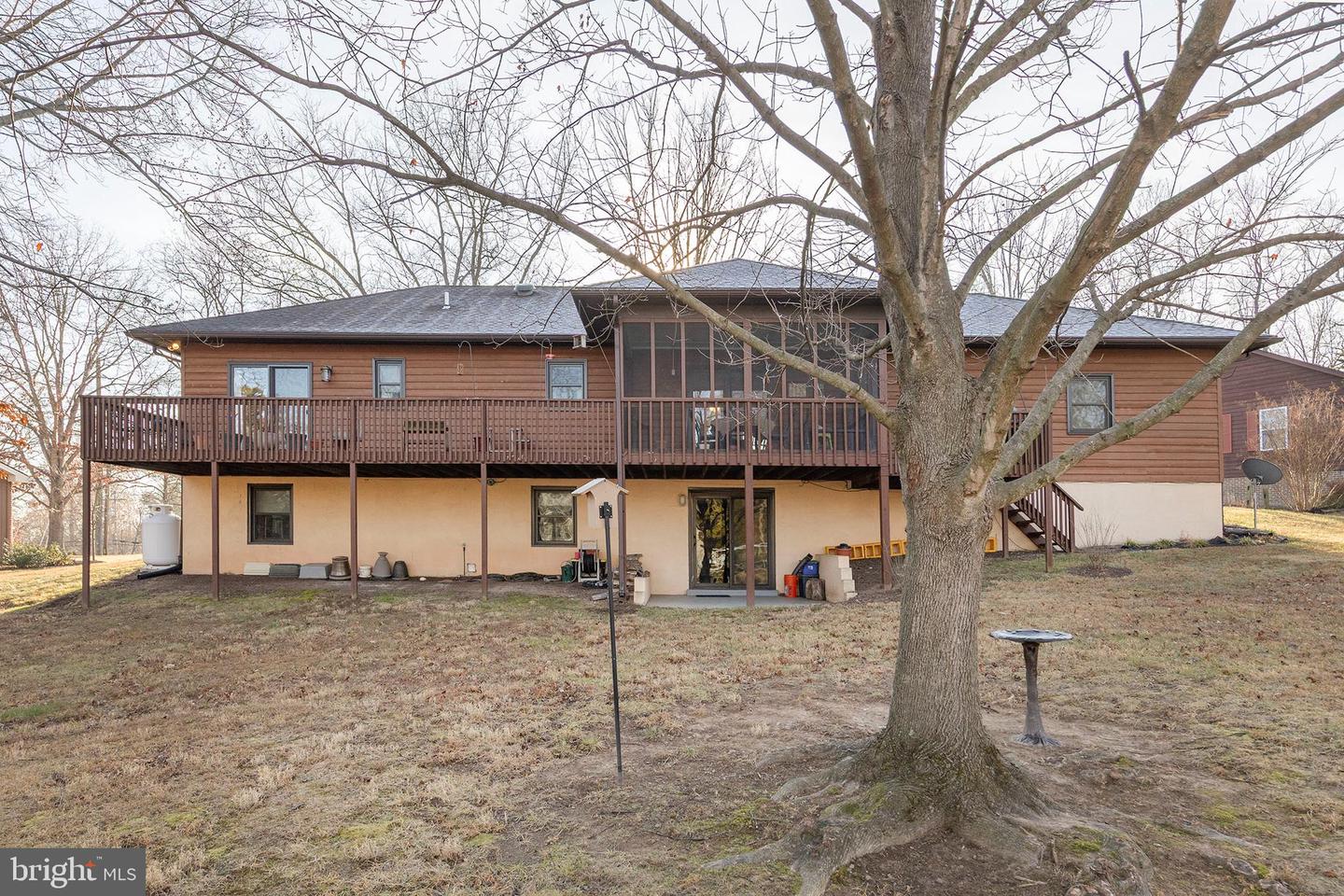 104 GREENWOOD CT, CROSS JUNCTION, Virginia 22625, 4 Bedrooms Bedrooms, 10 Rooms Rooms,3 BathroomsBathrooms,Residential,For sale,104 GREENWOOD CT,VAFV2038436 MLS # VAFV2038436