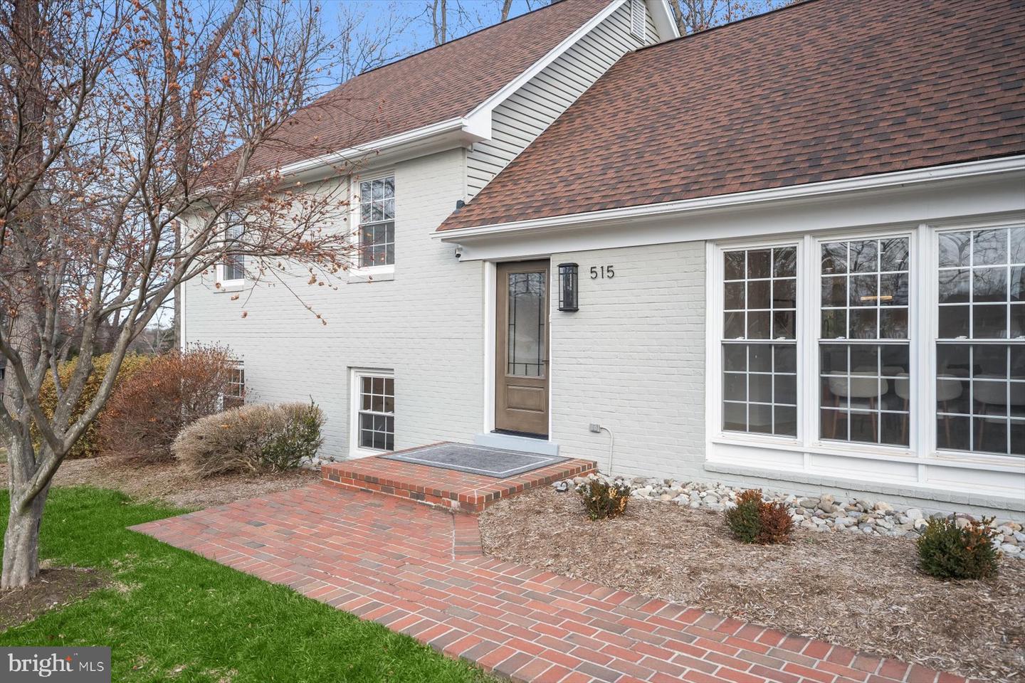 515 WOODLAND CT NW, VIENNA, Virginia 22180, 6 Bedrooms Bedrooms, ,3 BathroomsBathrooms,Residential,For sale,515 WOODLAND CT NW,VAFX2282532 MLS # VAFX2282532