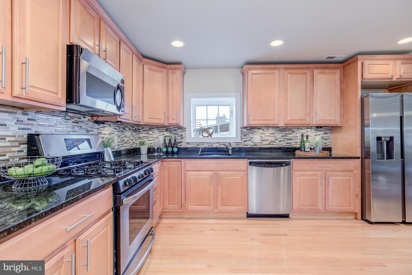 425 M ST NW #J, WASHINGTON, District Of Columbia 20001, 2 Bedrooms Bedrooms, ,2 BathroomsBathrooms,Residential,For sale,425 M ST NW #J,DCDC2235142 MLS # DCDC2235142