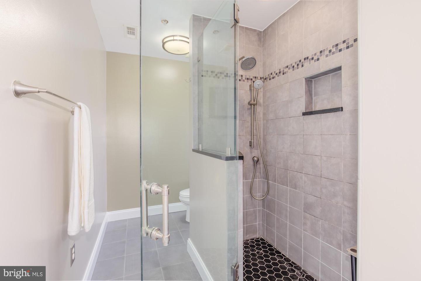 425 M ST NW #J, WASHINGTON, District Of Columbia 20001, 2 Bedrooms Bedrooms, ,2 BathroomsBathrooms,Residential,For sale,425 M ST NW #J,DCDC2235142 MLS # DCDC2235142