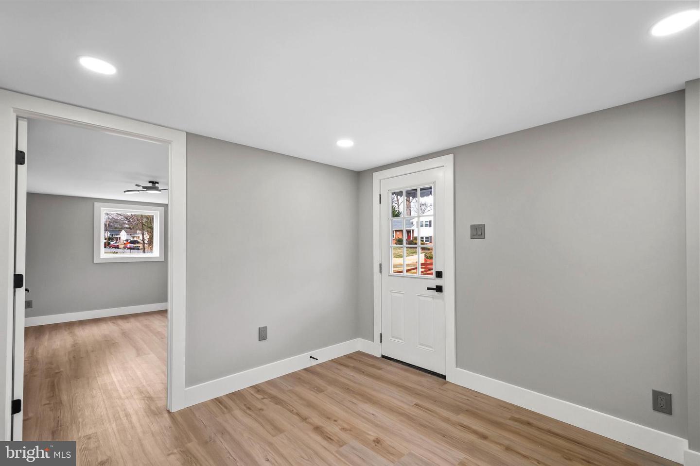 5401 FERNDALE ST, SPRINGFIELD, Virginia 22151, 4 Bedrooms Bedrooms, ,2 BathroomsBathrooms,Residential,For sale,5401 FERNDALE ST,VAFX2282776 MLS # VAFX2282776