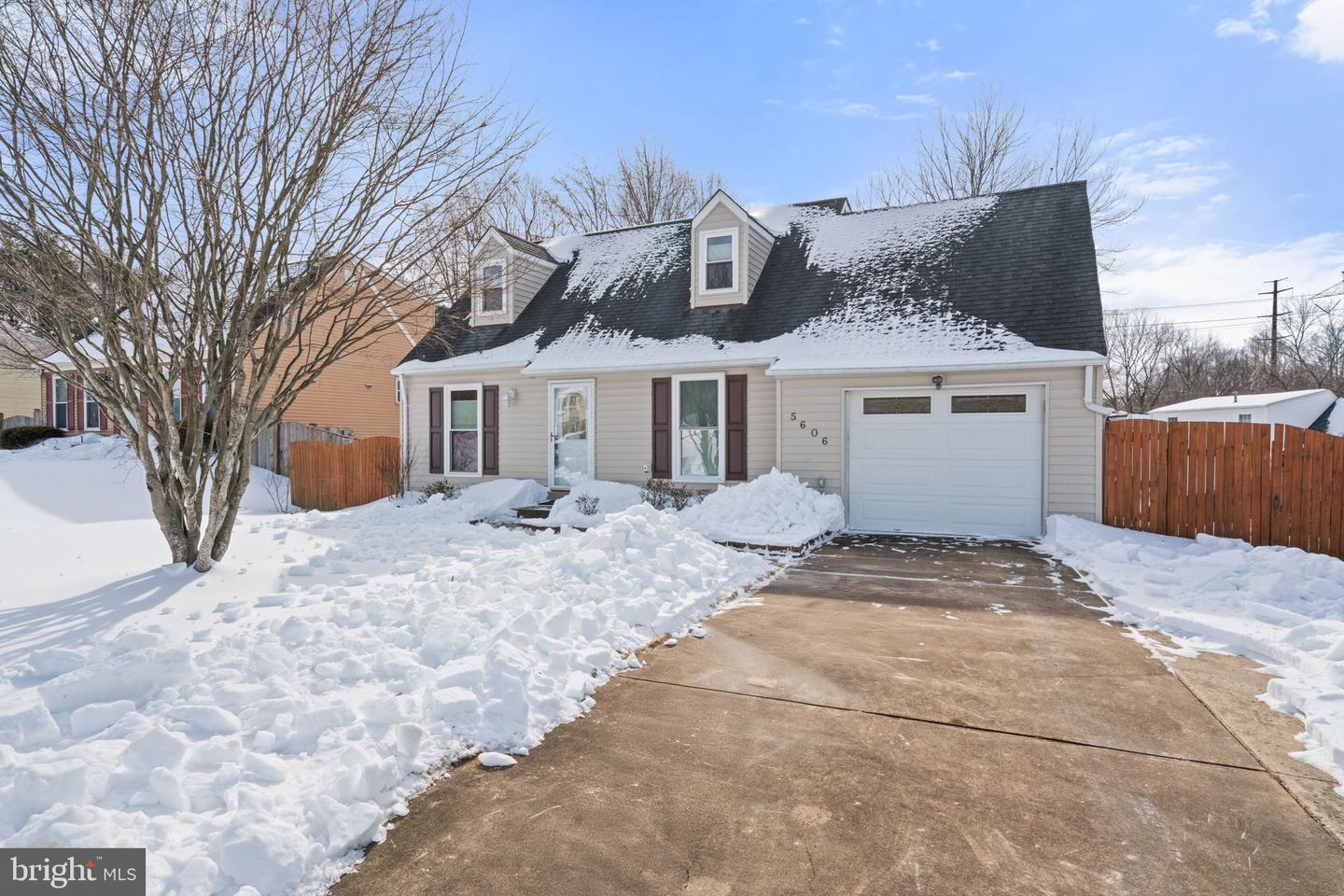 5606 ROUNDTREE DR, WOODBRIDGE, Virginia 22193, 3 Bedrooms Bedrooms, ,2 BathroomsBathrooms,Residential,For sale,5606 ROUNDTREE DR,VAPW2109478 MLS # VAPW2109478