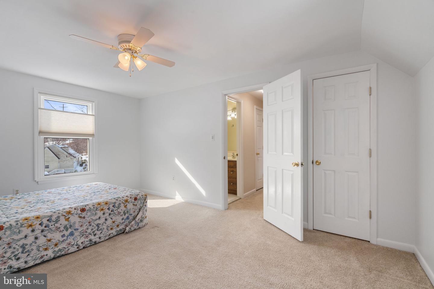 5606 ROUNDTREE DR, WOODBRIDGE, Virginia 22193, 3 Bedrooms Bedrooms, ,2 BathroomsBathrooms,Residential,For sale,5606 ROUNDTREE DR,VAPW2109478 MLS # VAPW2109478