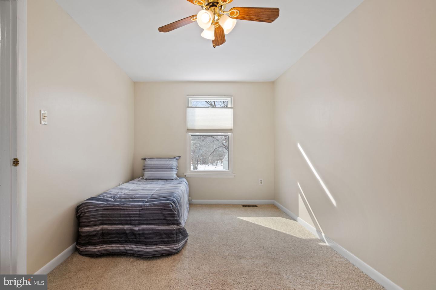 5606 ROUNDTREE DR, WOODBRIDGE, Virginia 22193, 3 Bedrooms Bedrooms, ,2 BathroomsBathrooms,Residential,For sale,5606 ROUNDTREE DR,VAPW2109478 MLS # VAPW2109478