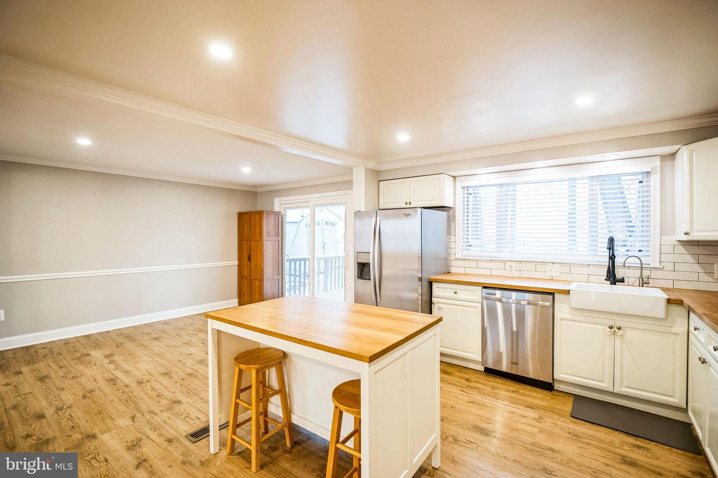 16080 DEER PARK DR, DUMFRIES, Virginia 22025, 4 Bedrooms Bedrooms, ,3 BathroomsBathrooms,Residential,For sale,16080 DEER PARK DR,VAPW2109524 MLS # VAPW2109524