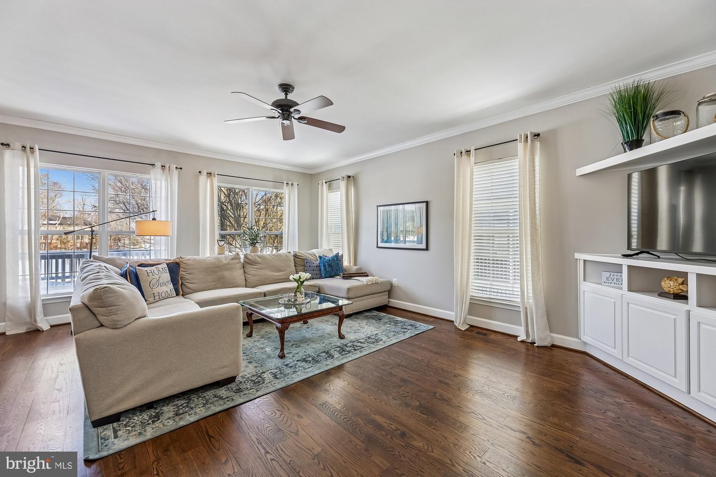 14310 BAKERWOOD PL, HAYMARKET, Virginia 20169, 4 Bedrooms Bedrooms, ,3 BathroomsBathrooms,Residential,For sale,14310 BAKERWOOD PL,VAPW2109596 MLS # VAPW2109596