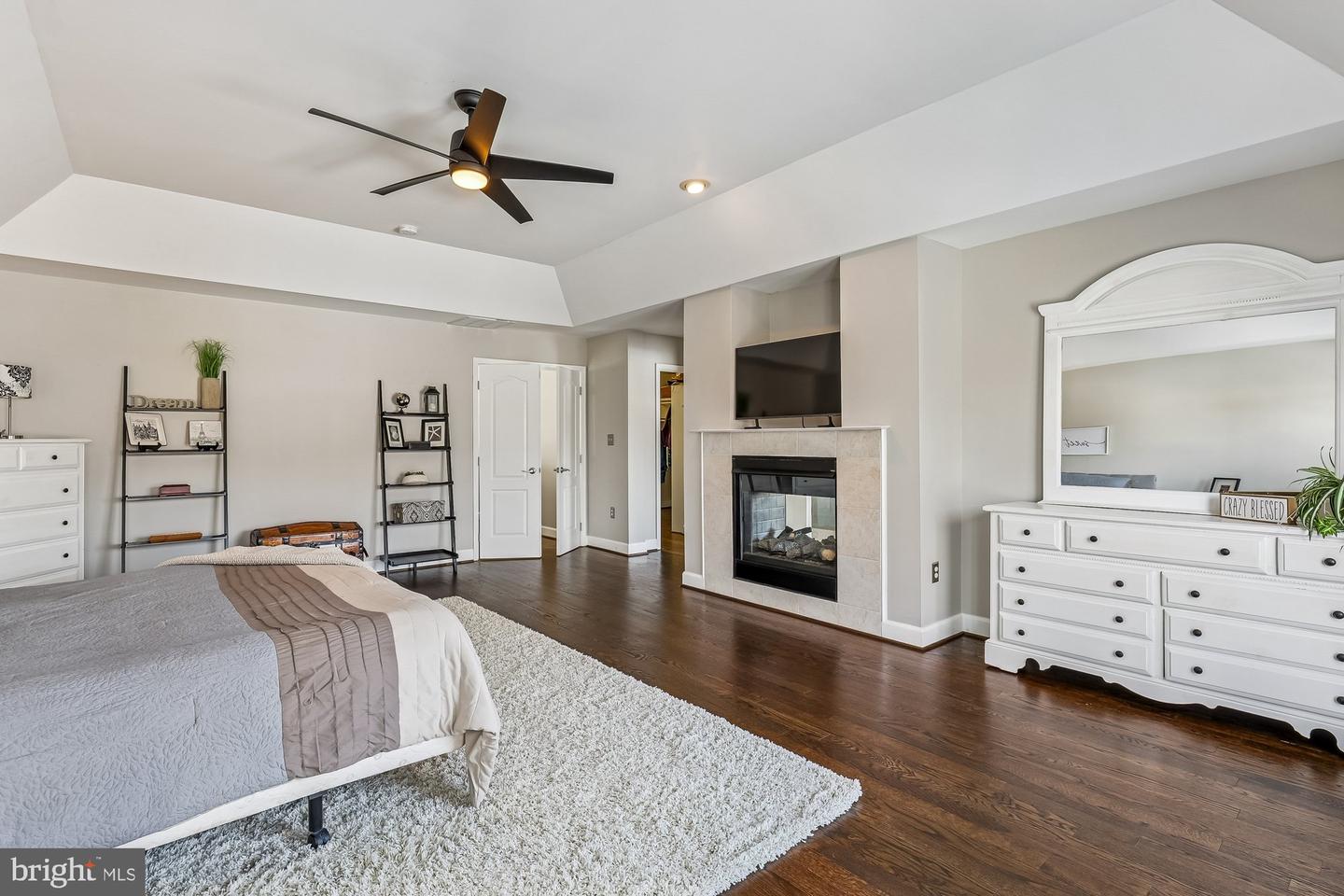 14310 BAKERWOOD PL, HAYMARKET, Virginia 20169, 4 Bedrooms Bedrooms, ,3 BathroomsBathrooms,Residential,For sale,14310 BAKERWOOD PL,VAPW2109596 MLS # VAPW2109596