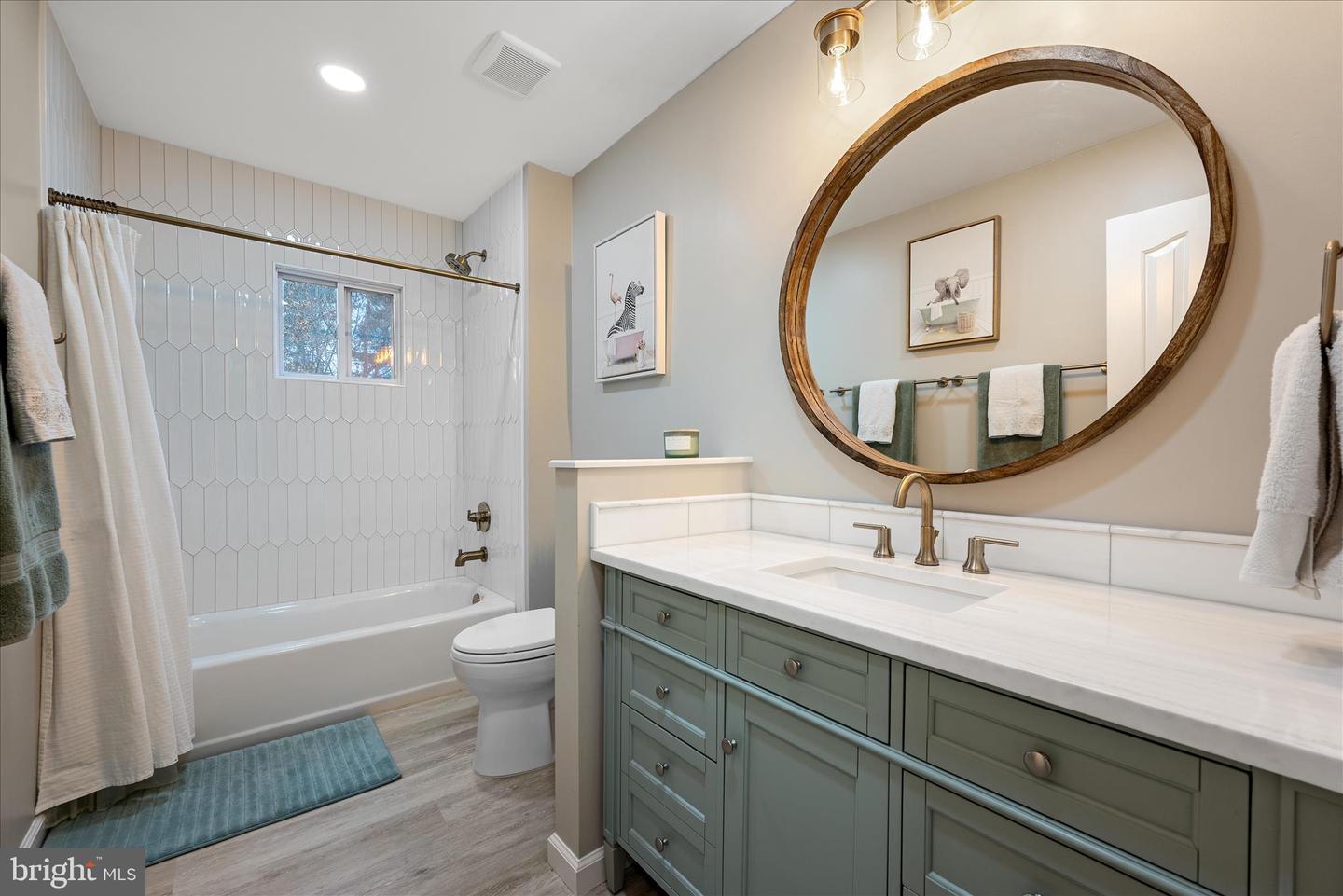 15466 MEHERRIN DR, CENTREVILLE, Virginia 20120, 4 Bedrooms Bedrooms, ,2 BathroomsBathrooms,Residential,For sale,15466 MEHERRIN DR,VAFX2283634 MLS # VAFX2283634