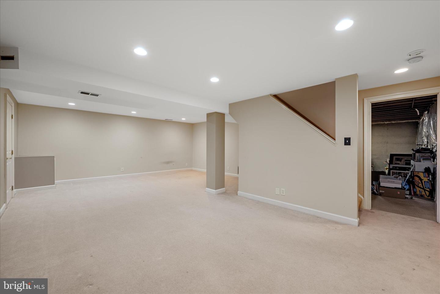 15466 MEHERRIN DR, CENTREVILLE, Virginia 20120, 4 Bedrooms Bedrooms, ,2 BathroomsBathrooms,Residential,For sale,15466 MEHERRIN DR,VAFX2283634 MLS # VAFX2283634