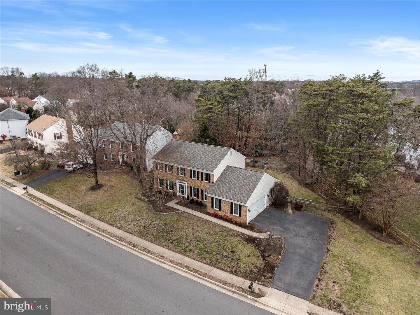 15466 MEHERRIN DR, CENTREVILLE, Virginia 20120, 4 Bedrooms Bedrooms, ,2 BathroomsBathrooms,Residential,For sale,15466 MEHERRIN DR,VAFX2283634 MLS # VAFX2283634